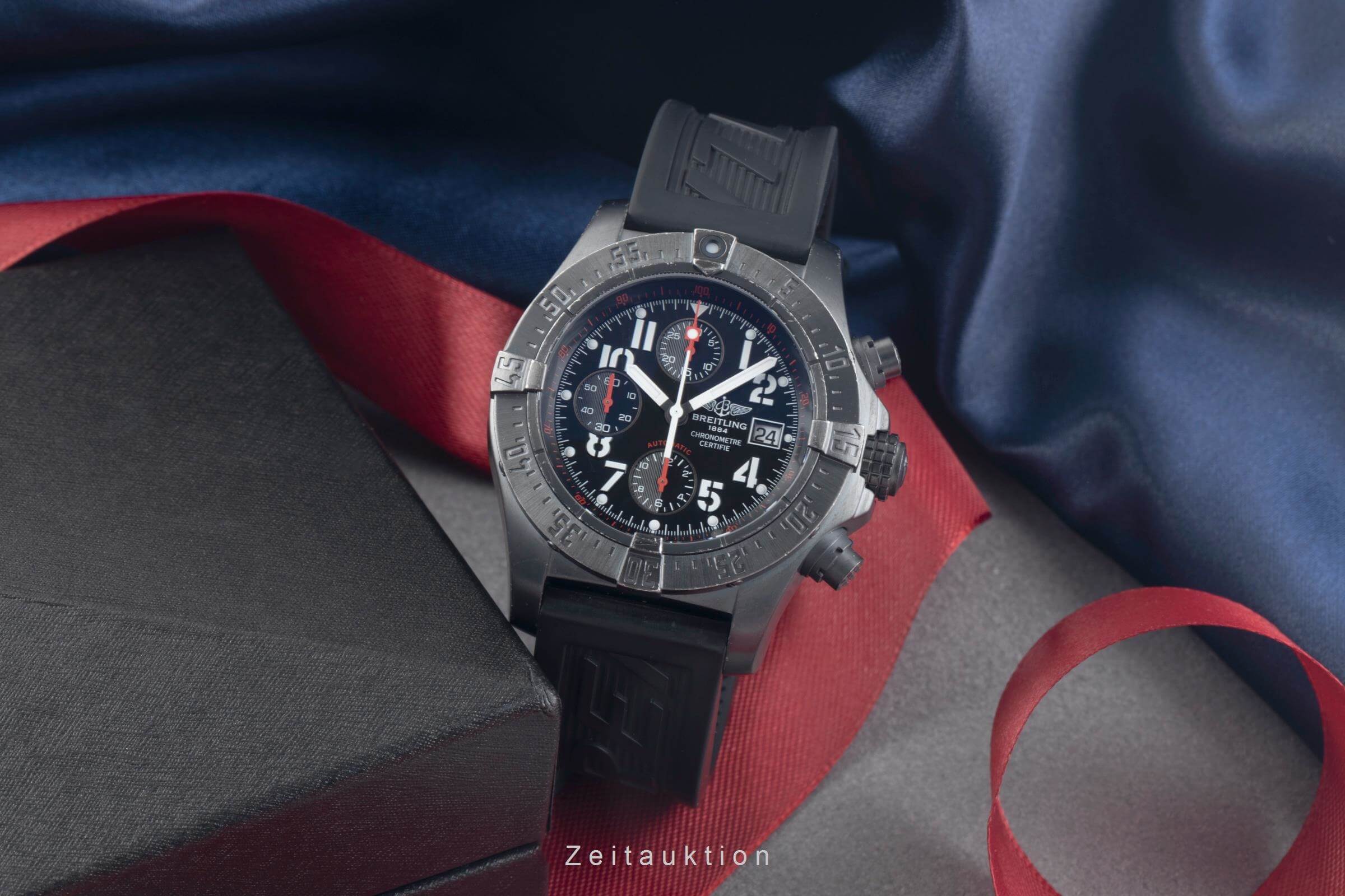 Breitling Avenger Skyland chronograph steel automatic men's watch M13380 LP: 8950EUR Limited  [2501218] - Image 4