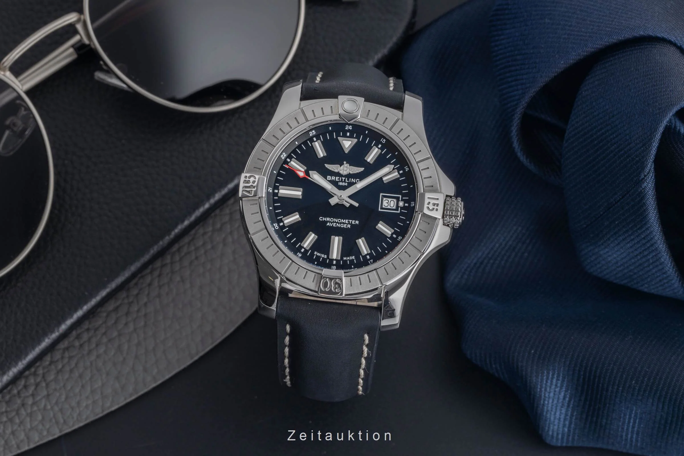Breitling Avenger steel automatic men's watch A17318  [2501984] - Image 4