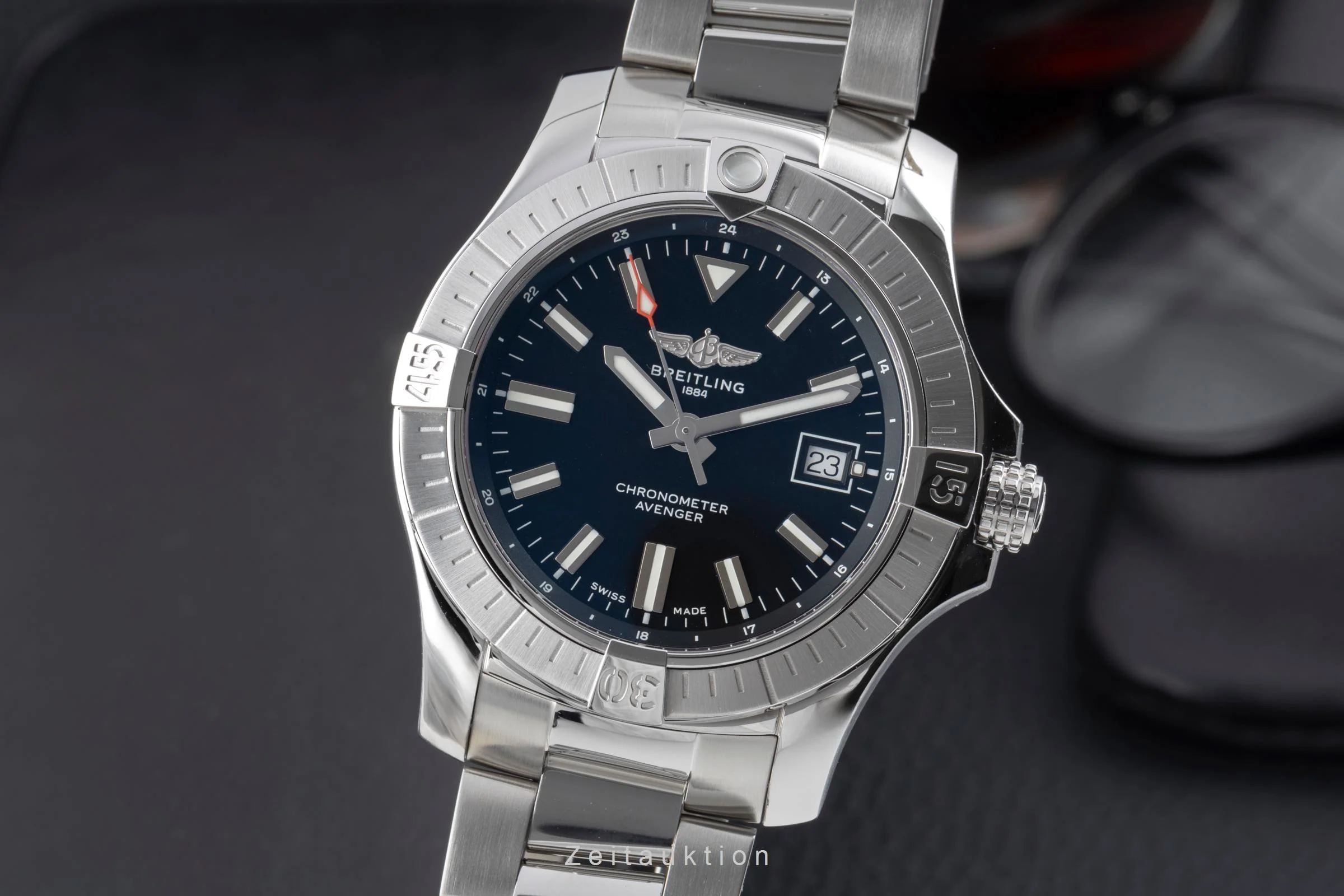 Breitling Avenger steel automatic men's watch A17318101B1A1  [2507269] - Image 2