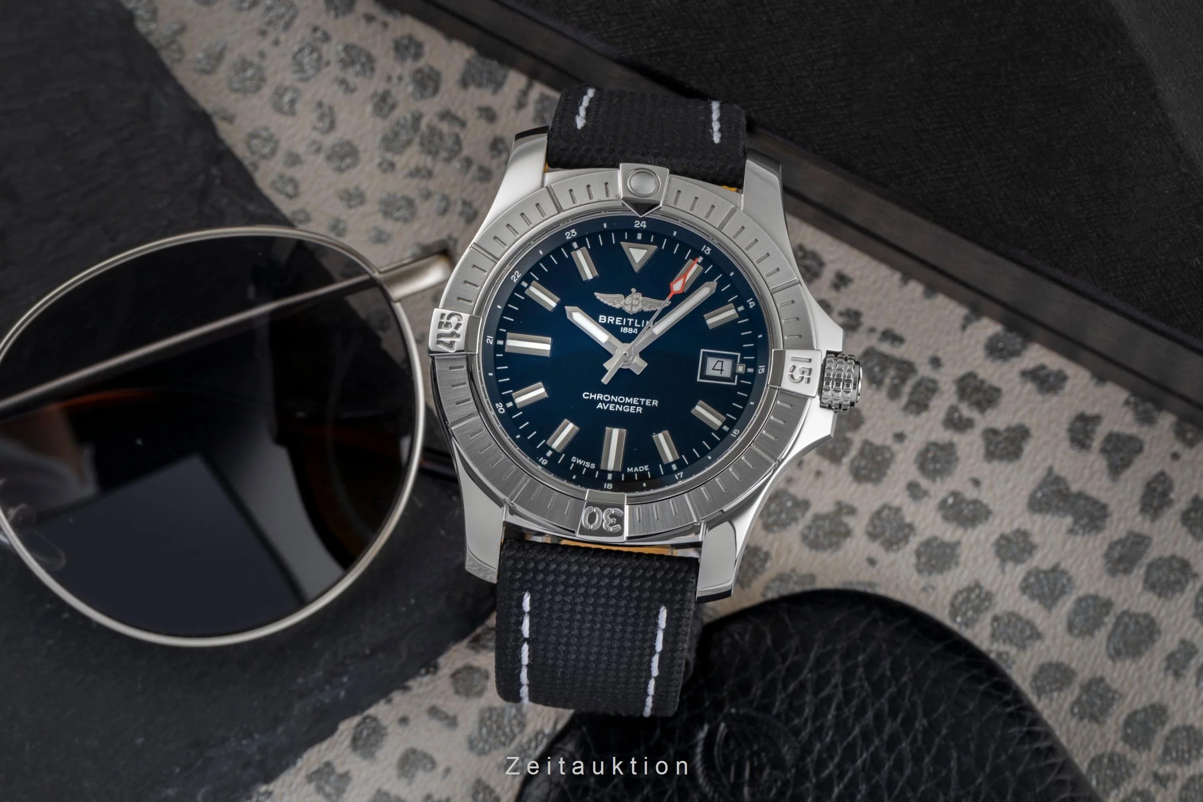 Breitling Avenger steel automatic men's watch A17318101B1X1  [2502836] - Image 4
