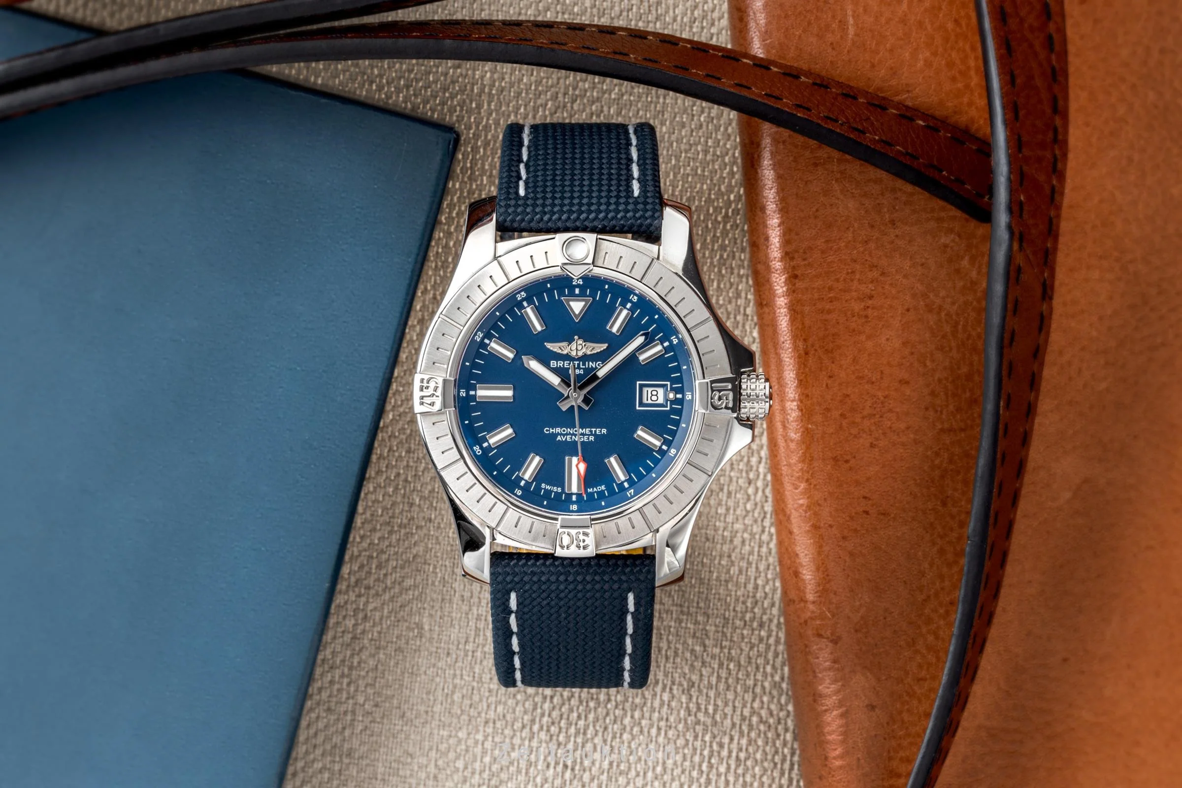 Breitling Avenger steel automatic men's watch A17318101C1X1  [2301622] - Image 4