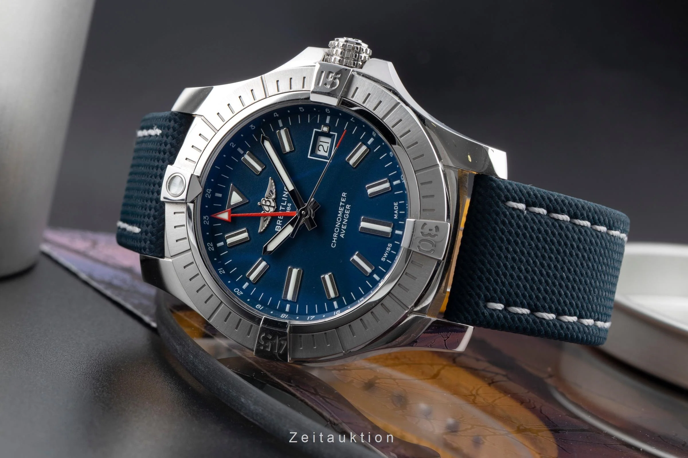 Breitling Avenger steel automatic men's watch A32395101C1X1 LP: 5550EUR  [2601146] - Image 3