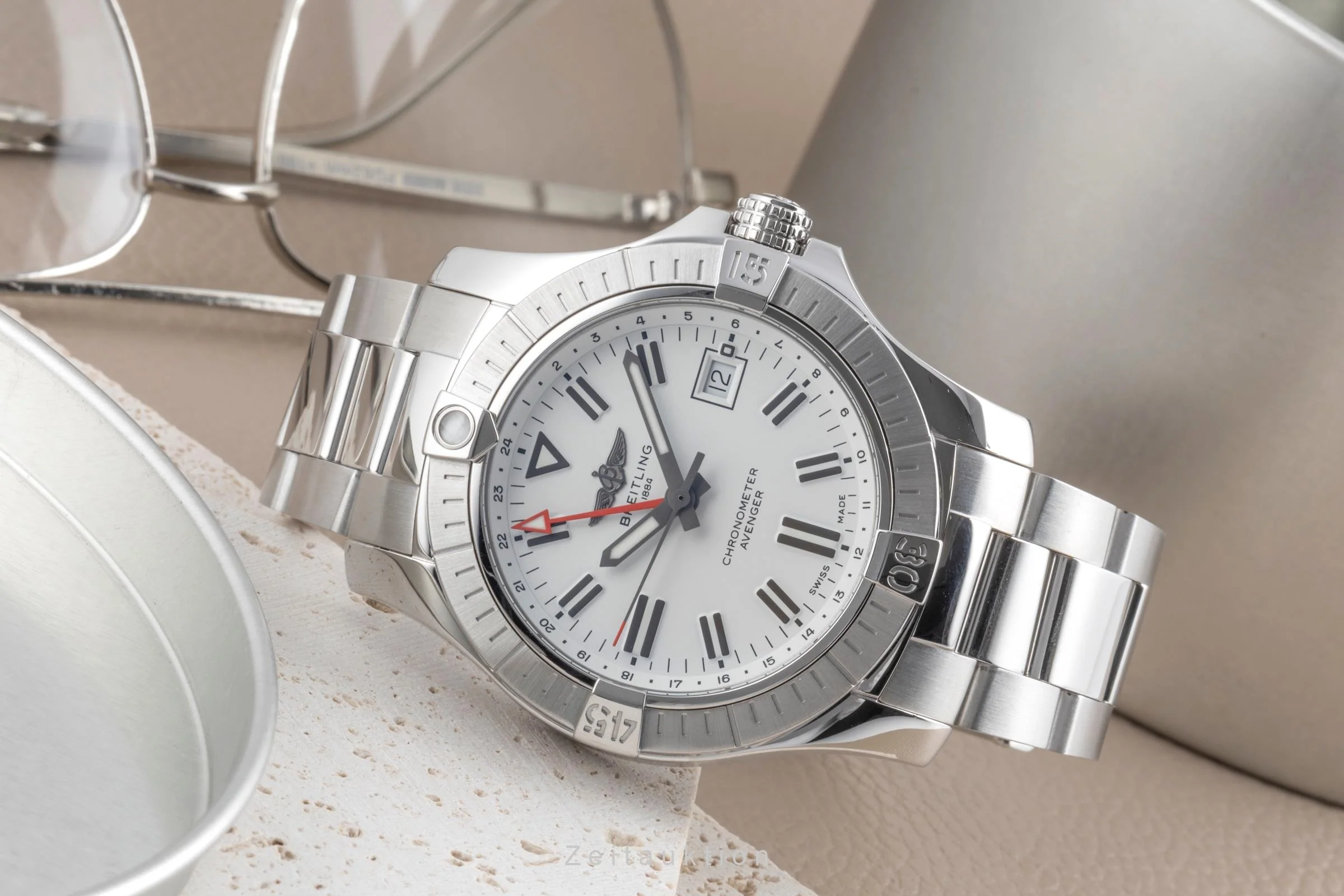 Breitling Avenger steel automatic men's watch A32397101A1A1 LP: 5750EUR  [2504792] - Image 3