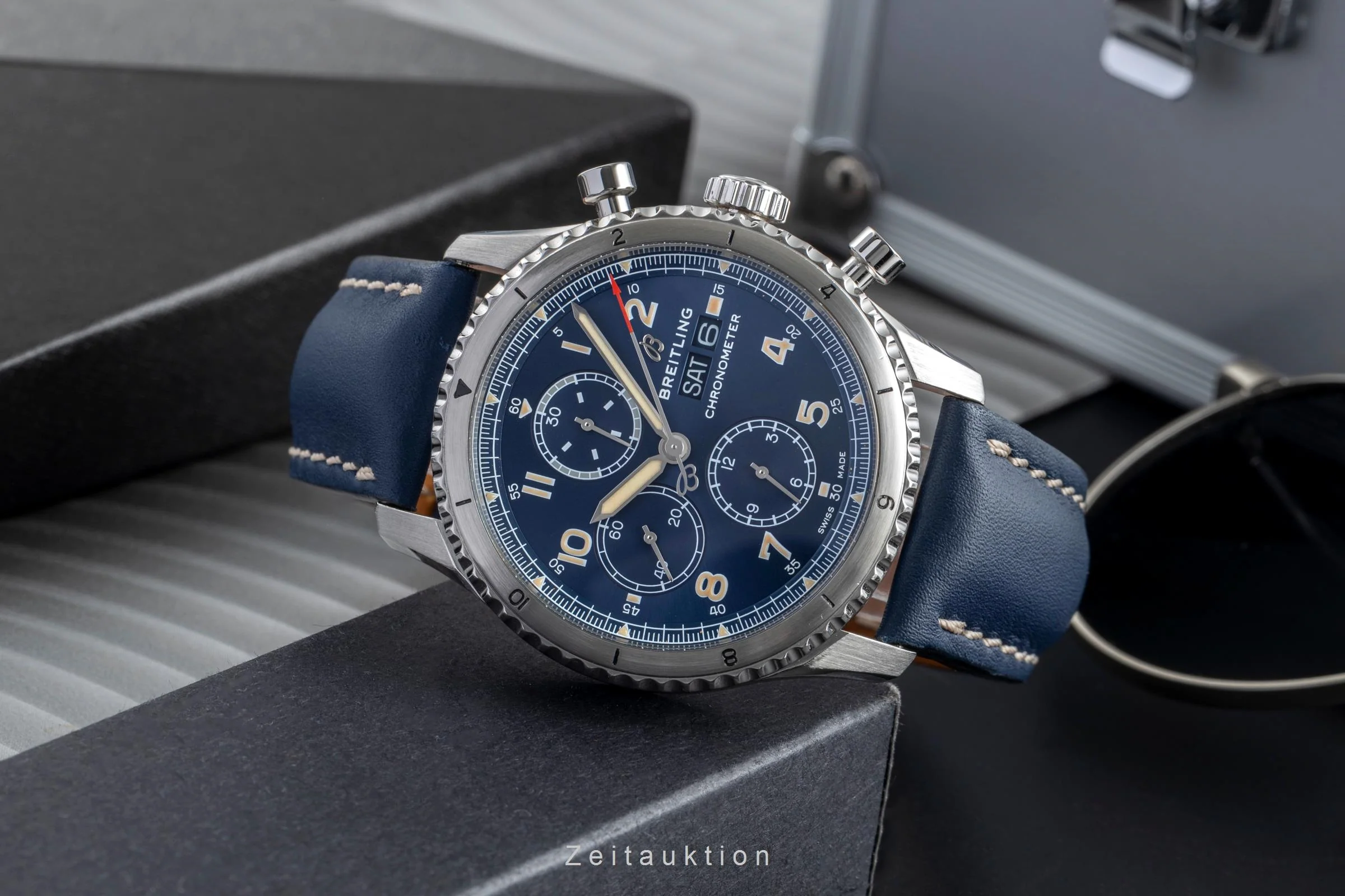 Breitling Aviator 8 chronograph steel automatic men's watch A13316  [2505465] - Image 3