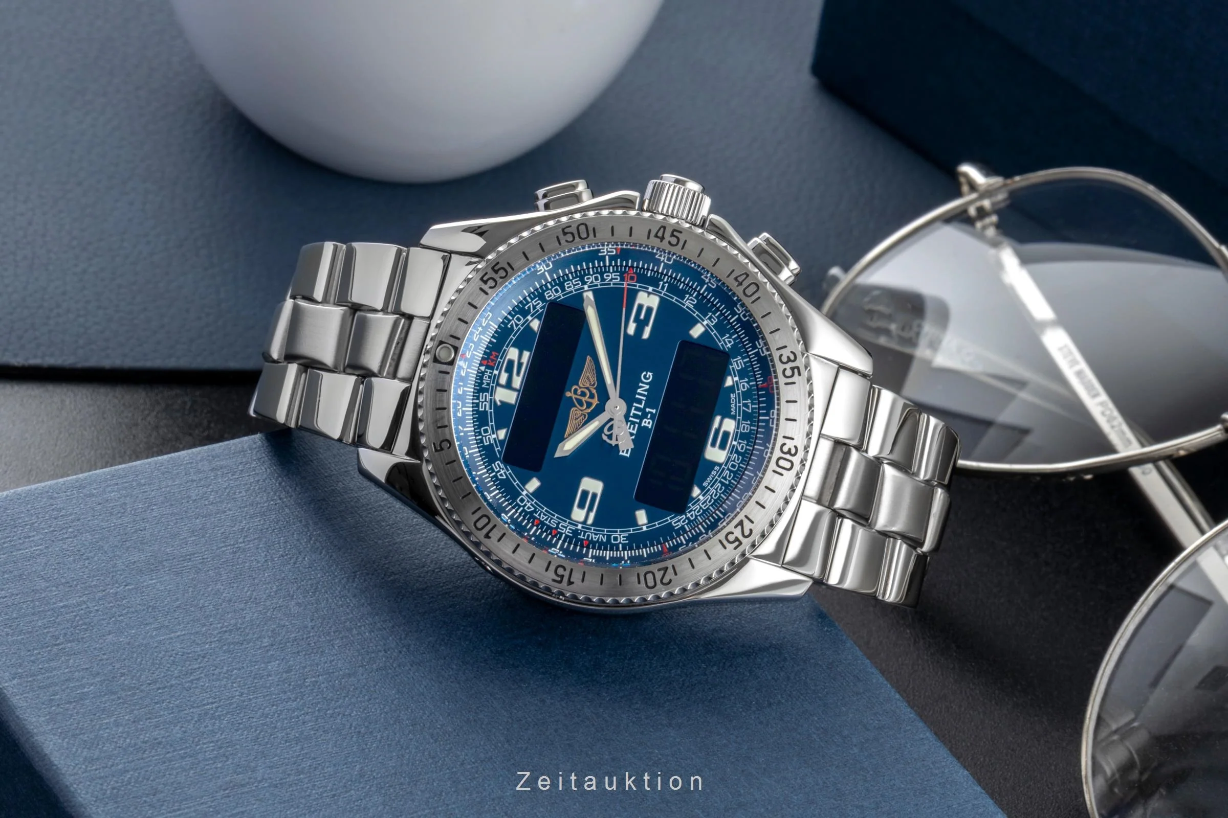 Breitling B1 chronograph steel quartz men's watch A6836215/C511  [2600885] - Image 3