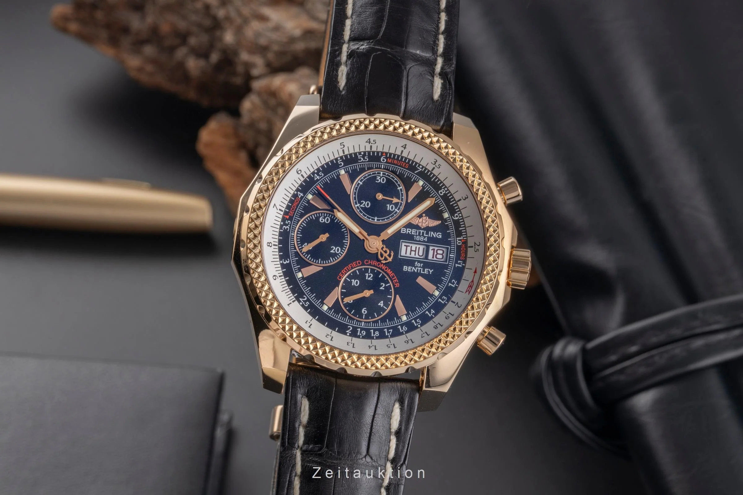 Breitling Bentley GT chronograph 18 ct gold automatic men's watch H13363 Limited  [2505297] - Image 2