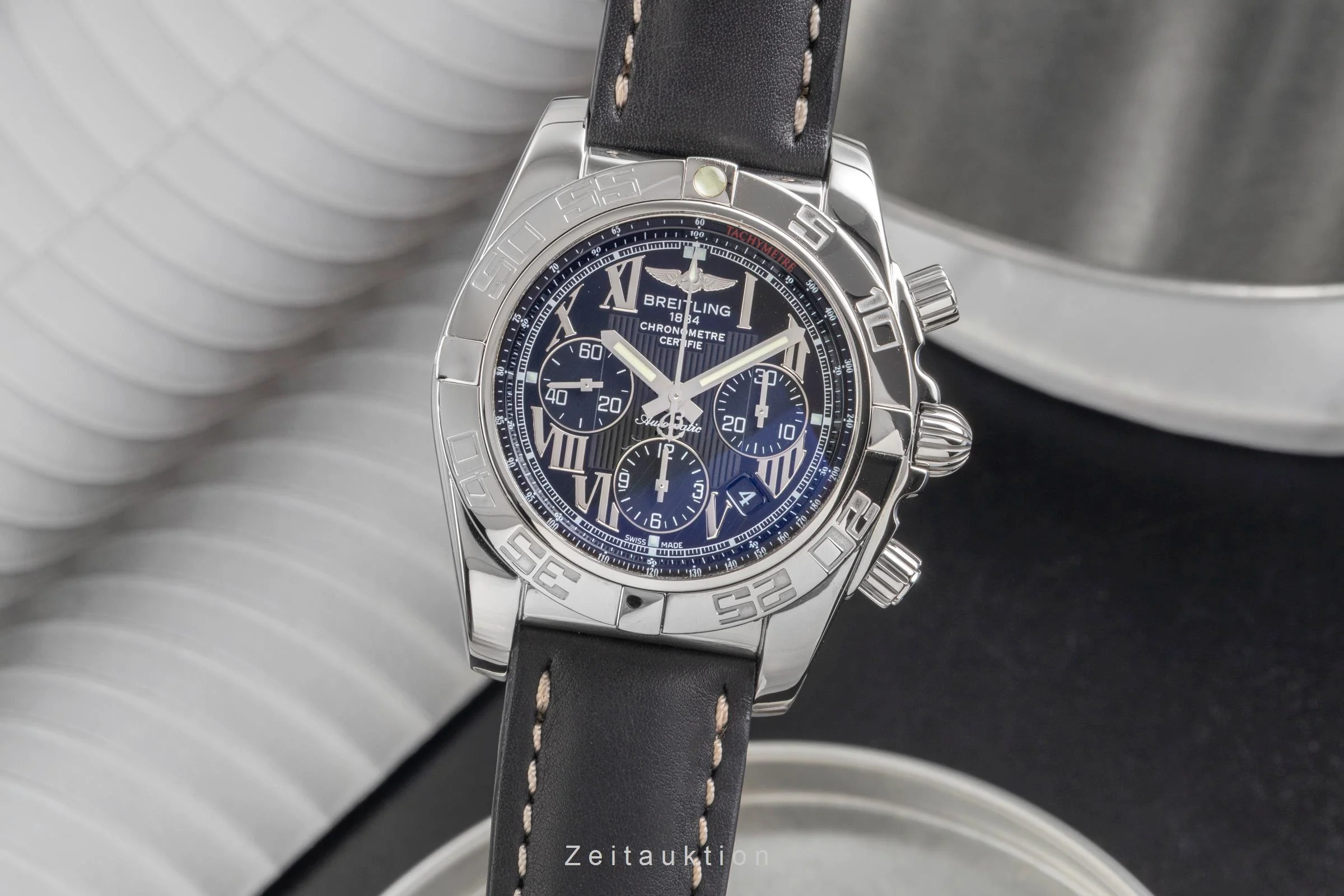Breitling Chronomat 44 chronograph steel automatic men's watch AB0110  [2503549] - Image 2