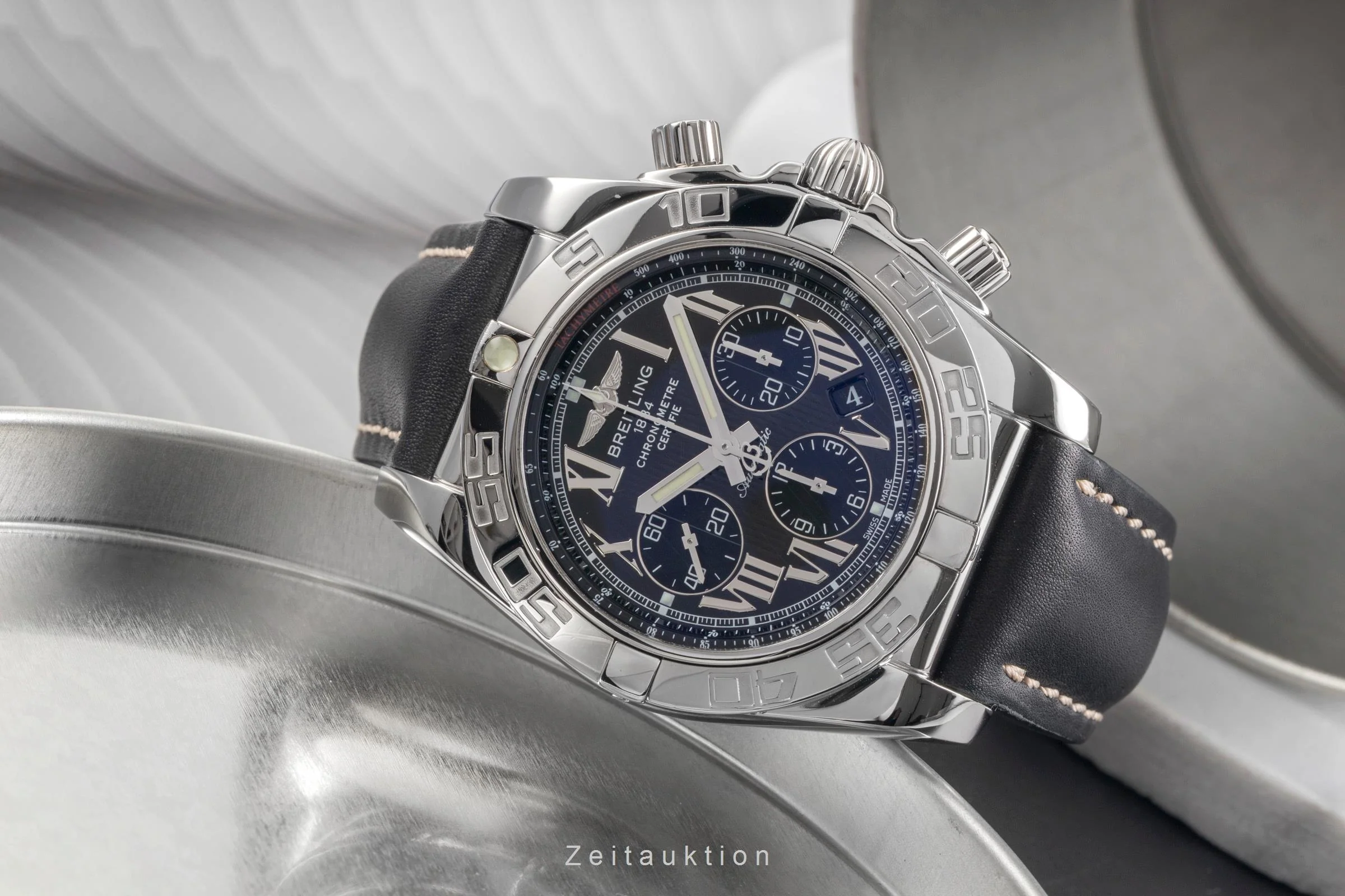 Breitling Chronomat 44 chronograph steel automatic men's watch AB0110  [2503549] - Image 3