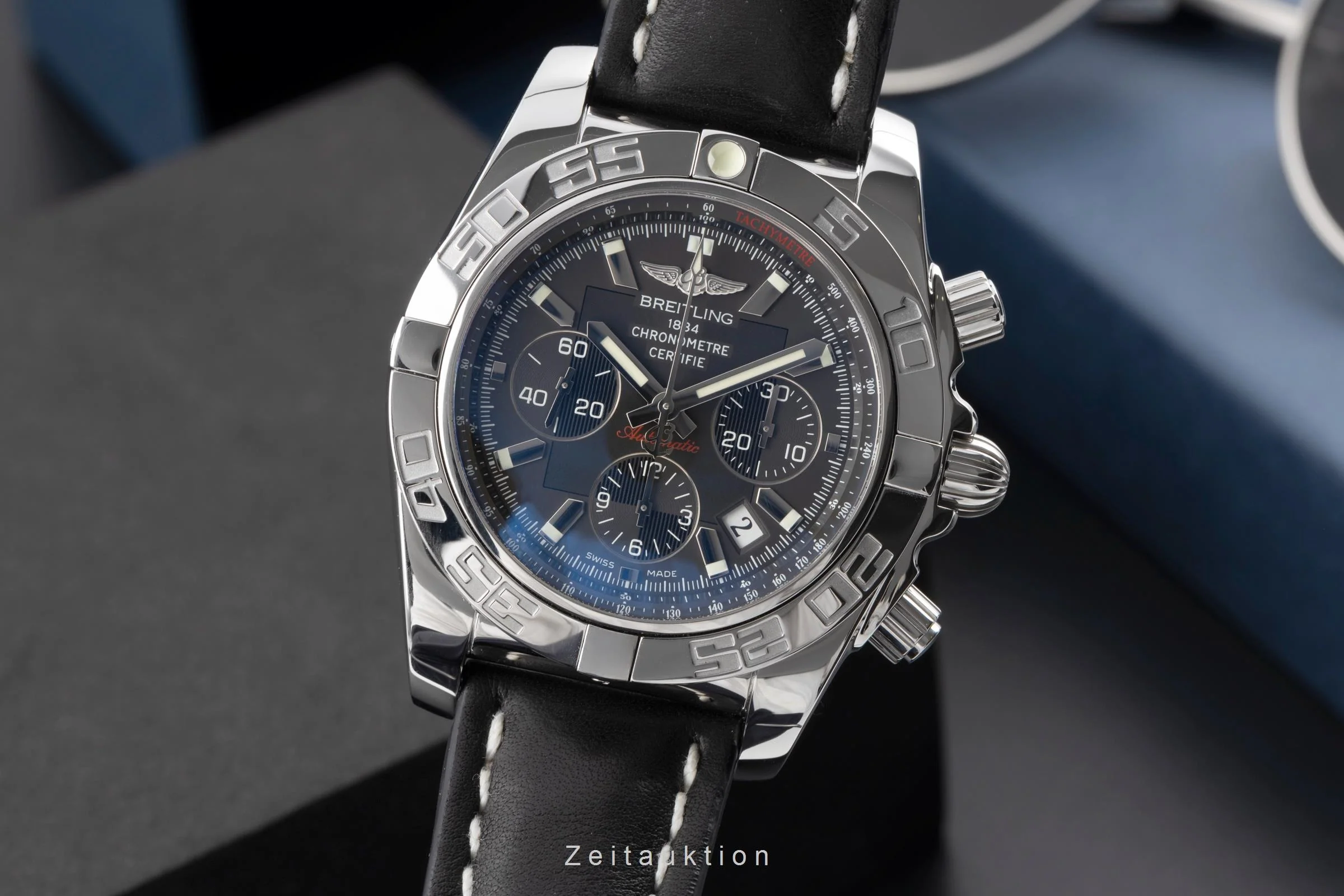 Breitling Chronomat 44 chronograph steel automatic men's watch AB0110  [2505430] - Image 2