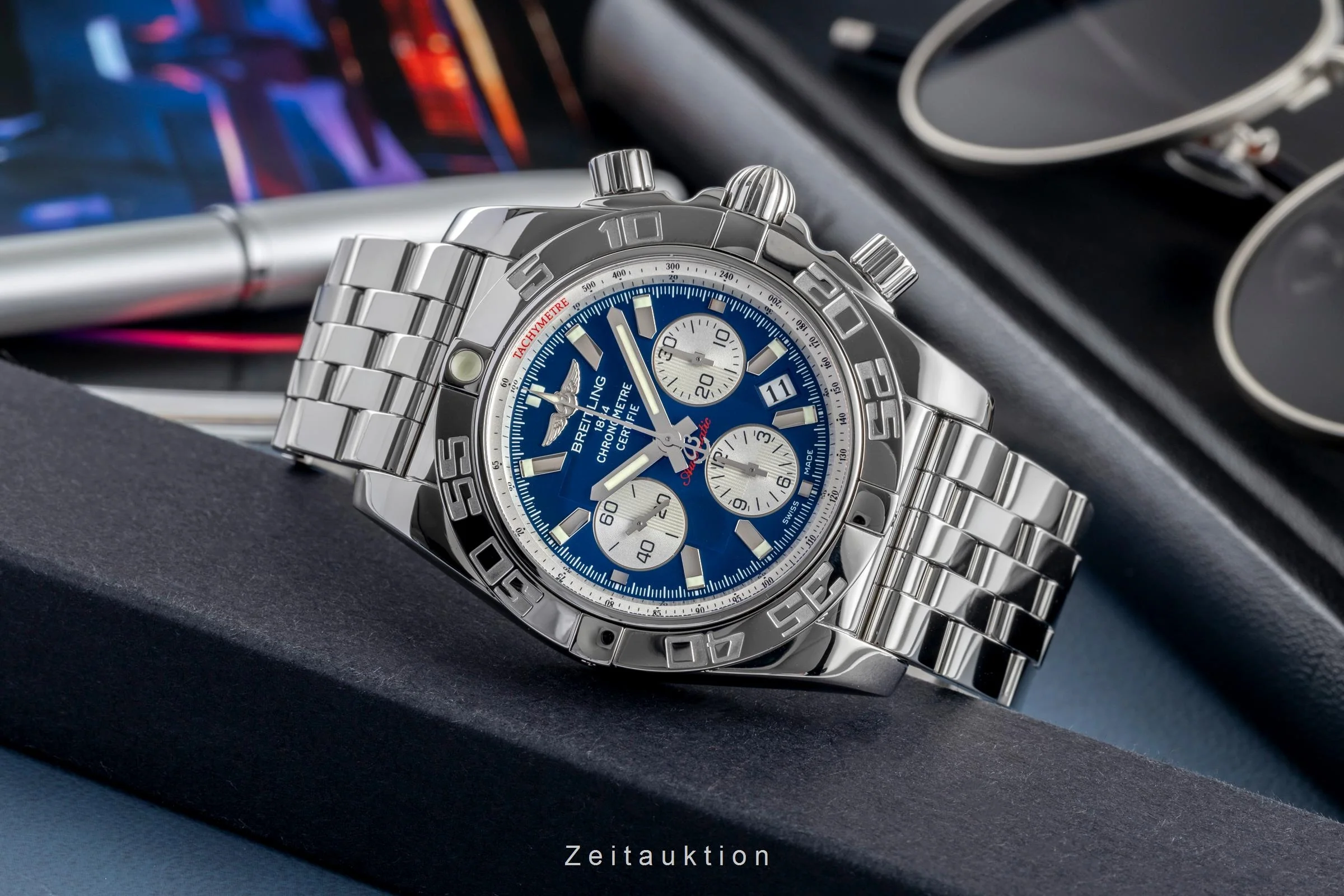 Breitling Chronomat 44 chronograph steel automatic men's watch AB011012/C788  [2503686] - Image 3
