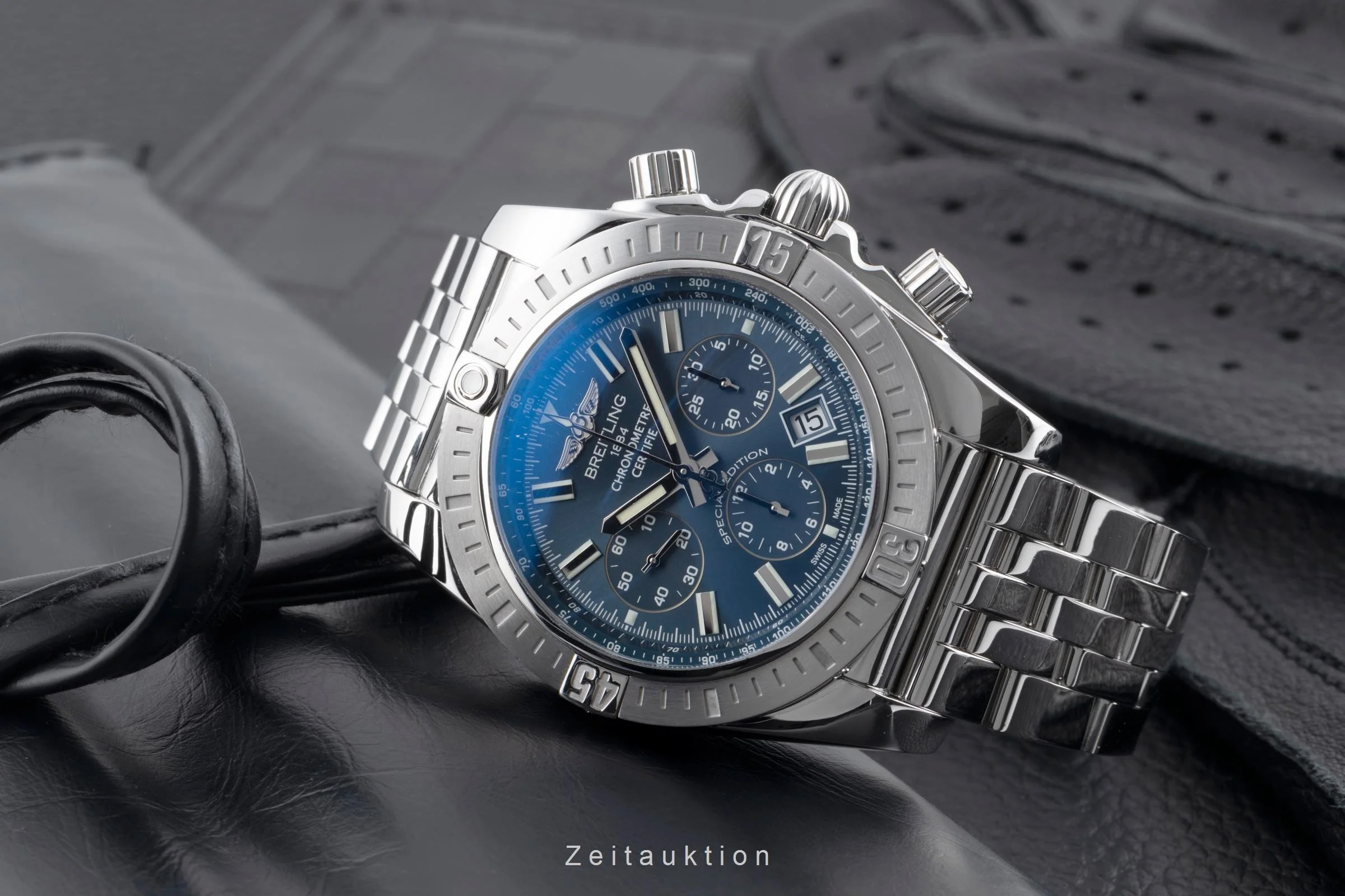 Breitling Chronomat 44 chronograph steel automatic men's watch AB011511/BF70  [2503309] - Image 3