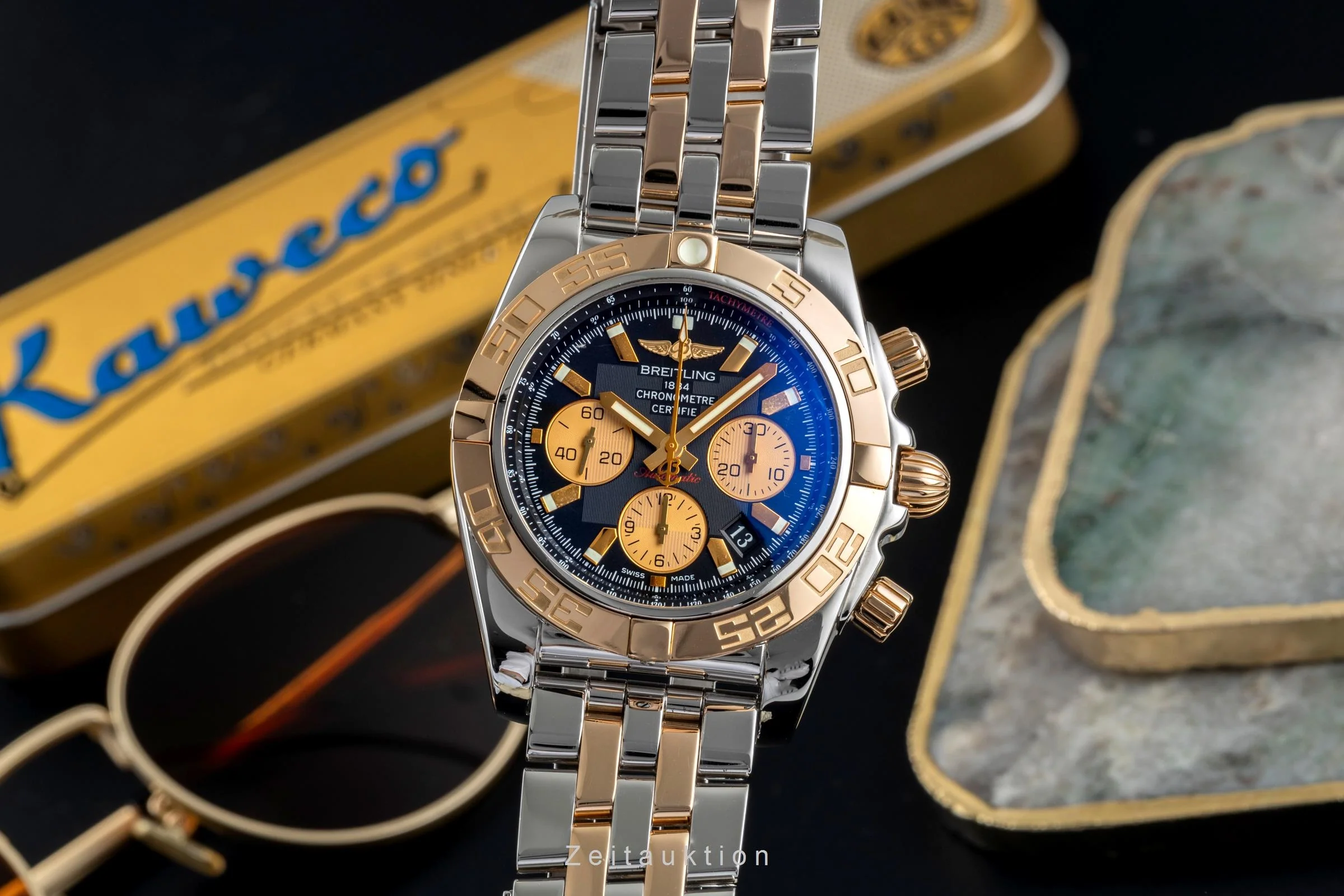 Breitling Chronomat 44 chronograph steel / gold automatic men's watch CB0110  [2502936] - Image 2