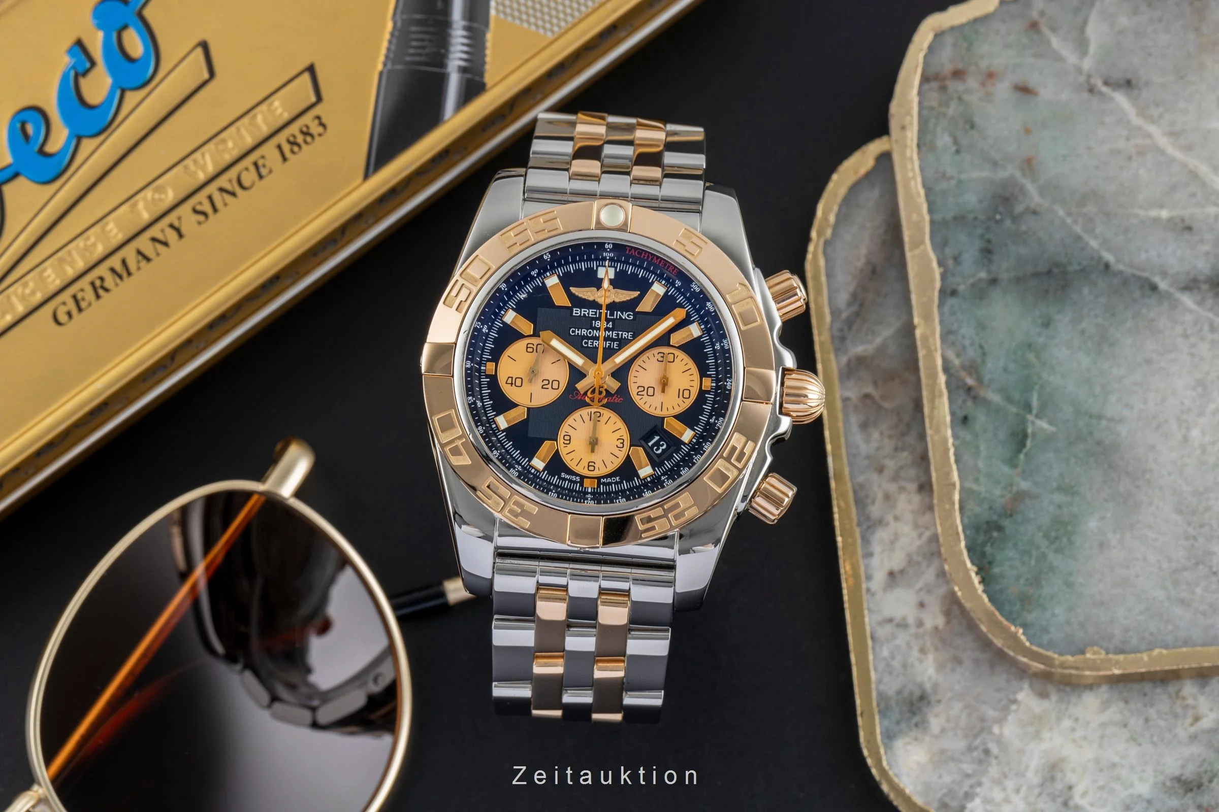 Breitling Chronomat 44 chronograph steel / gold automatic men's watch CB0110  [2502936] - Image 4