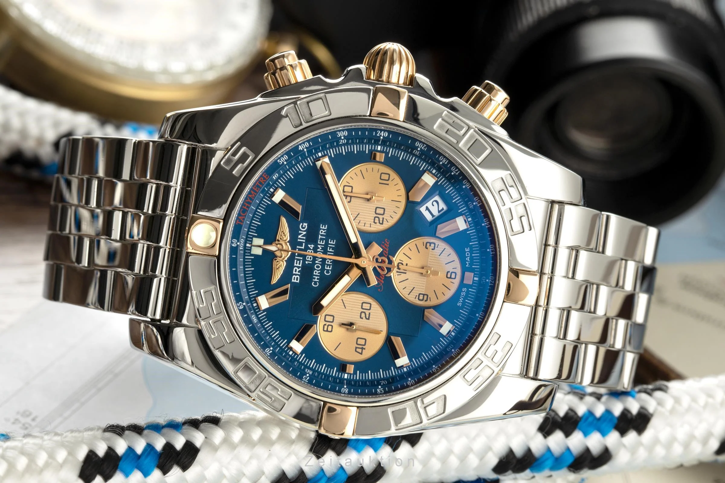 Breitling Chronomat 44 chronograph steel / gold automatic men's watch IB0110 LP: 8150EUR  [2200736] - Image 2