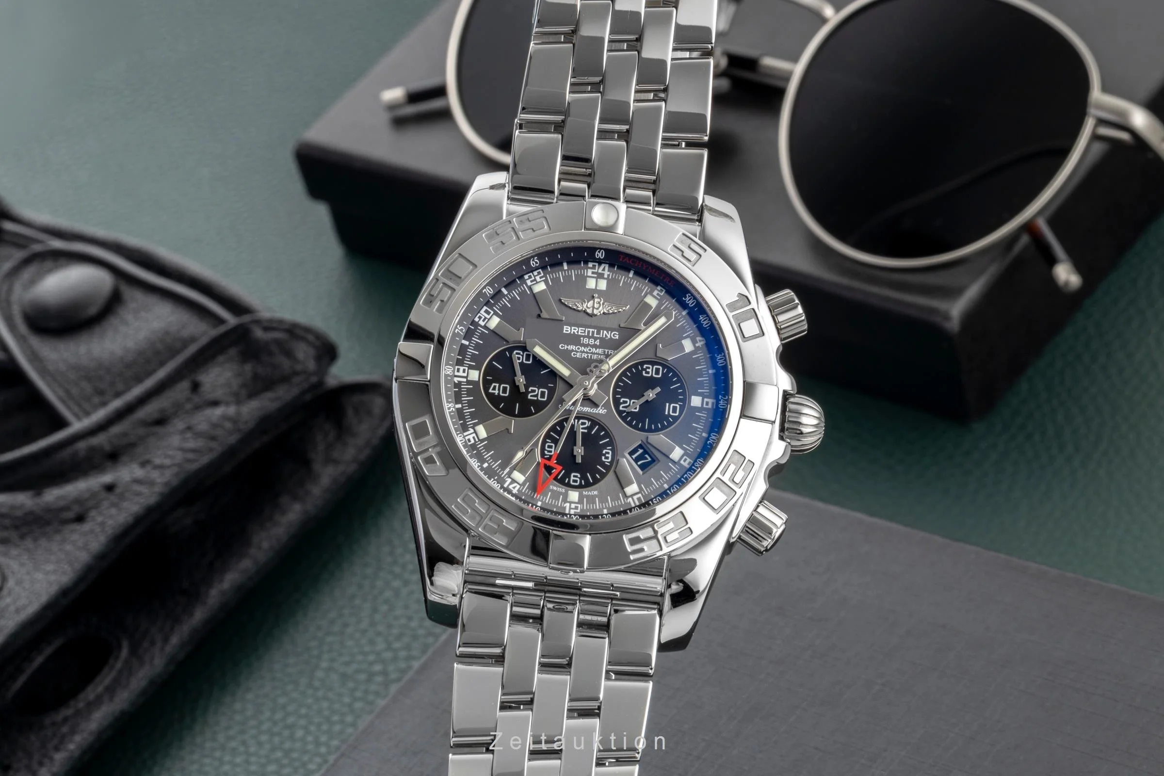 Breitling Chronomat 47 GMT chronograph steel automatic men's watch AB041012/BA69  [2600016] - Image 2