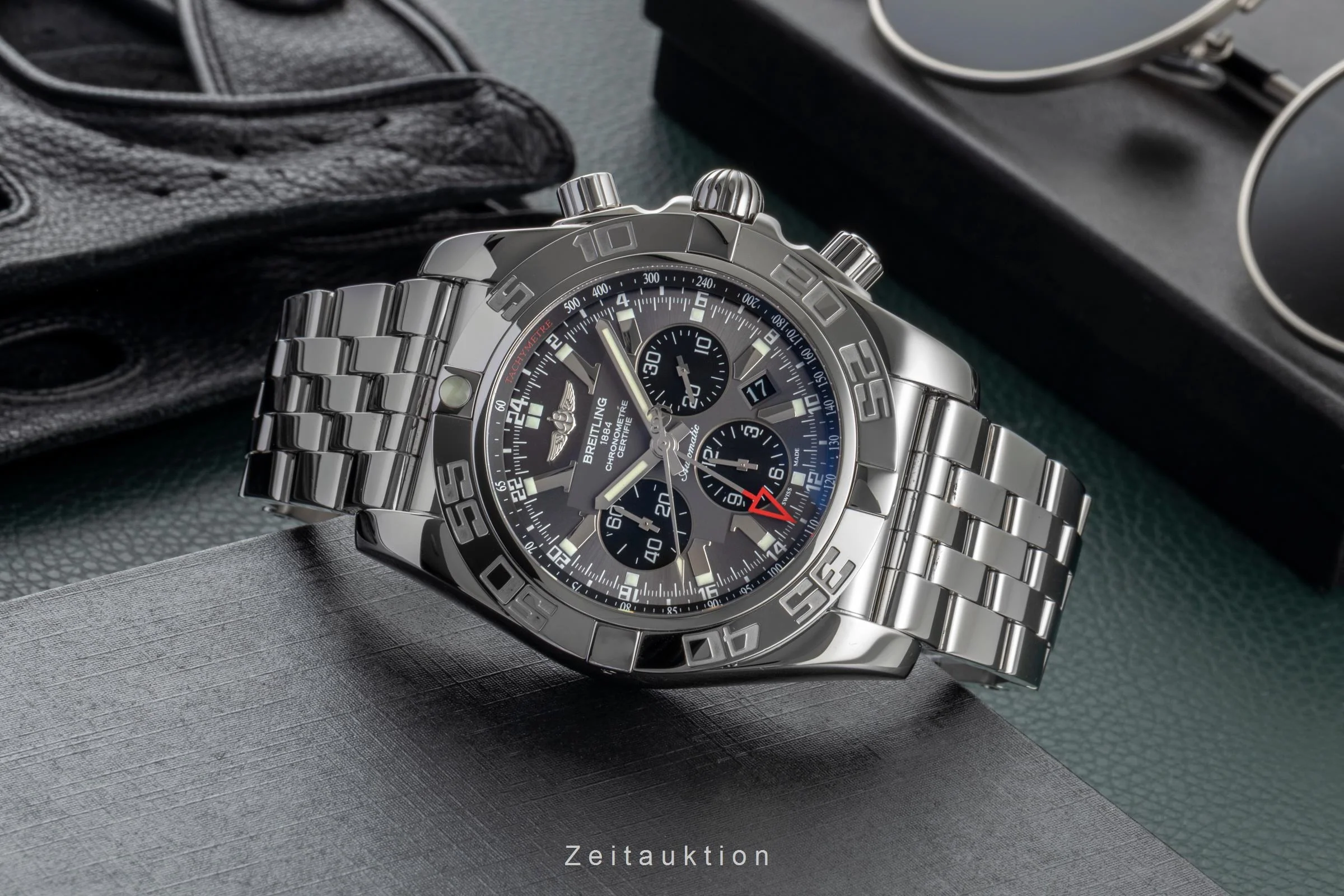 Breitling Chronomat 47 GMT chronograph steel automatic men's watch AB041012/BA69  [2600016] - Image 3