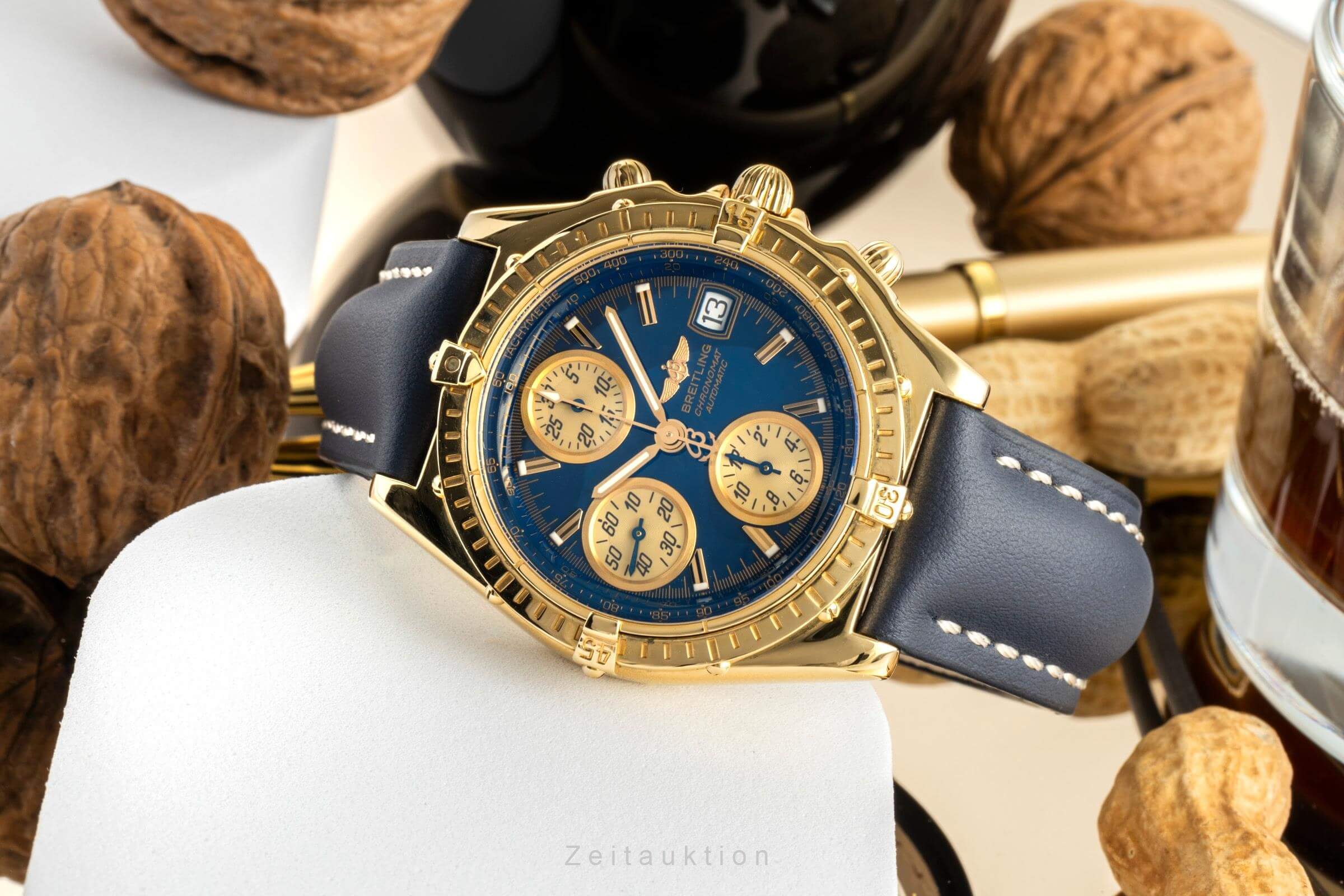 Breitling Chronomat chronograph 18 ct gold automatic men's watch K13050.1  [2402735] - Image 2