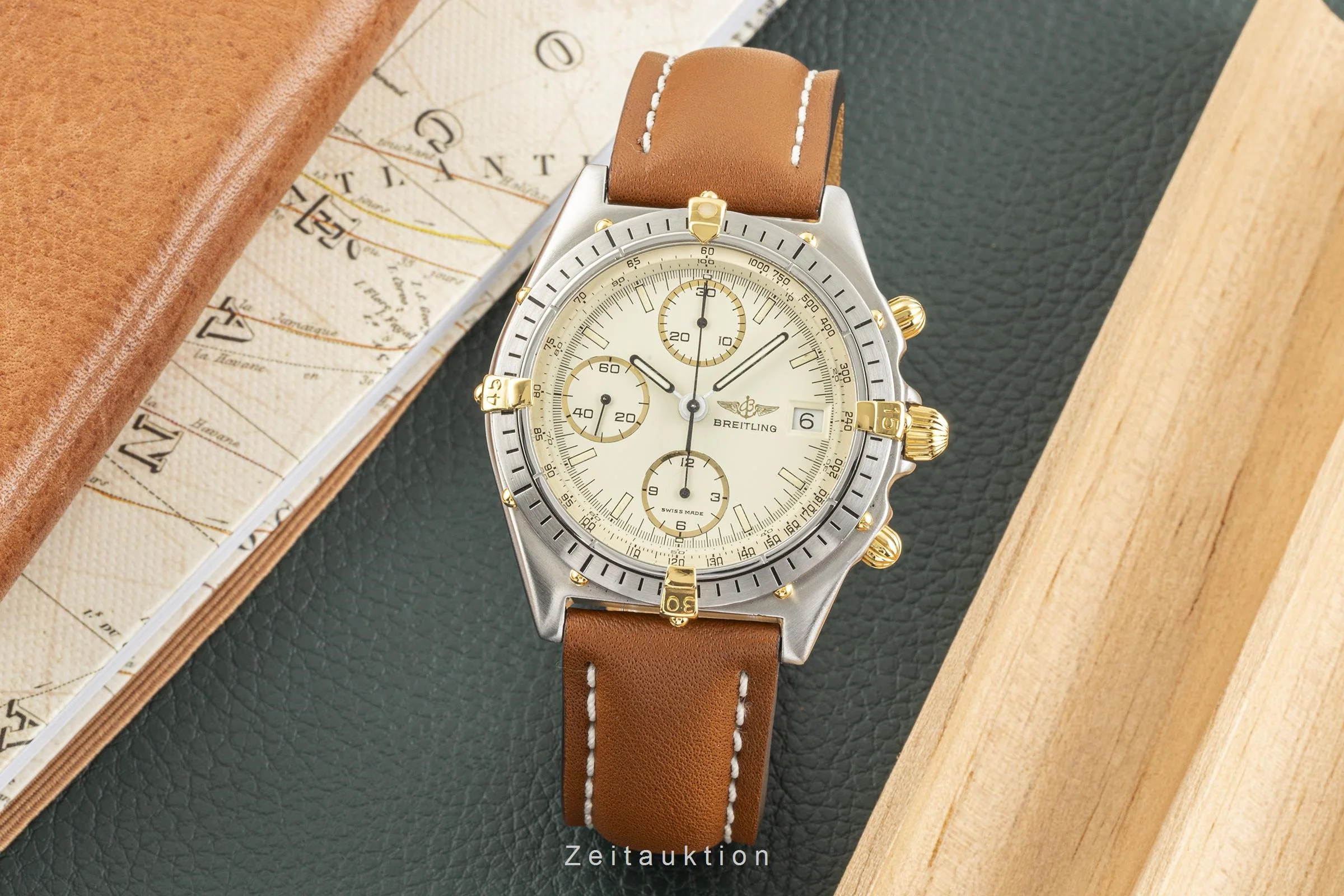 Breitling Chronomat chronograph gilt / steel automatic men's watch 81950  [2301510] - Image 3