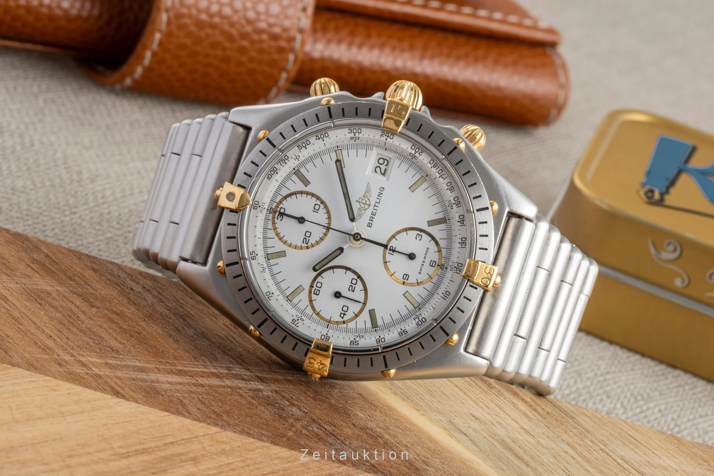 Breitling Chronomat chronograph gilt / steel automatic men's watch 81950  [2505250] - Image 3
