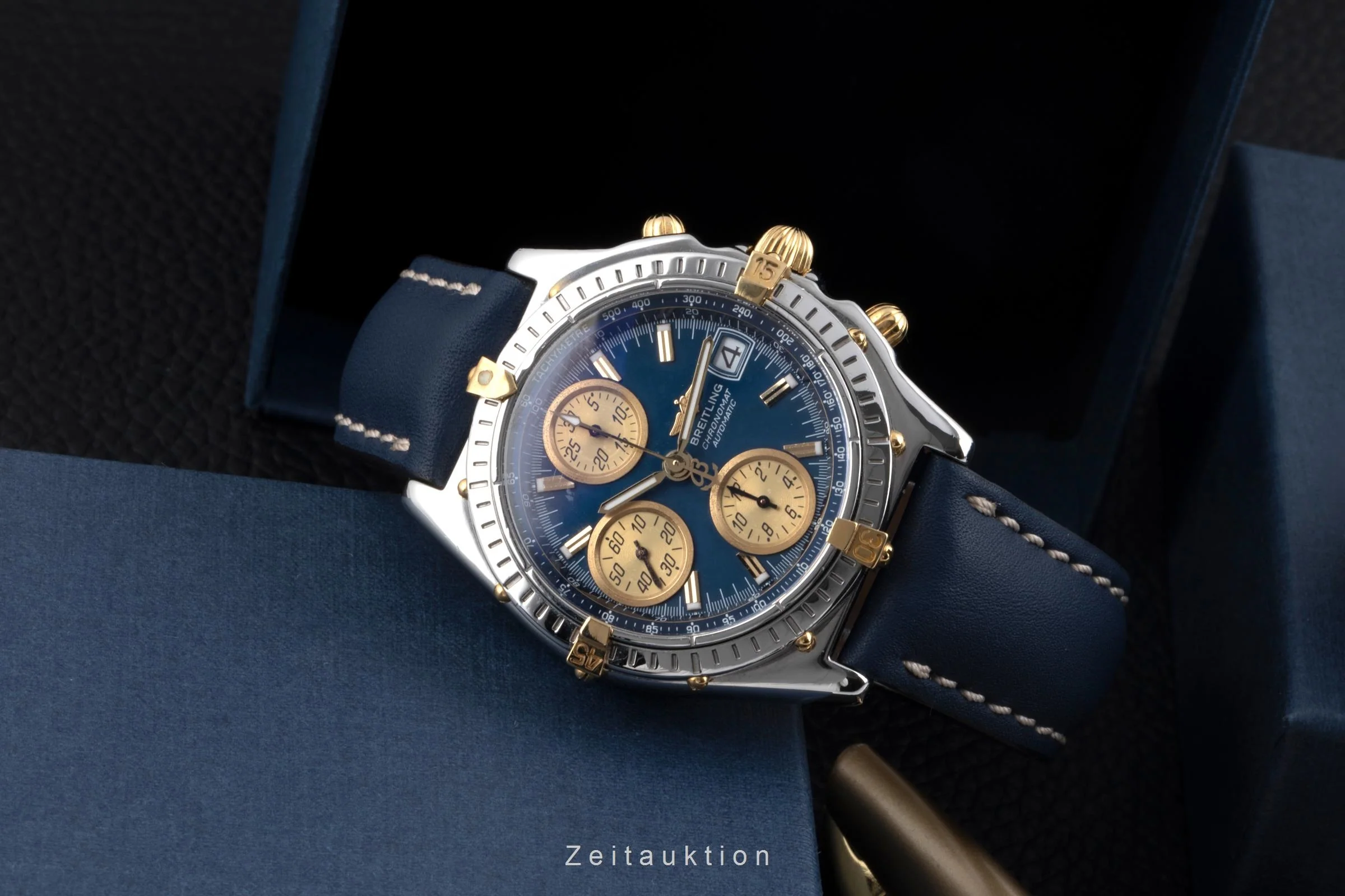 Breitling Chronomat chronograph gilt / steel automatic men's watch B13050.1  [2506189] - Image 3