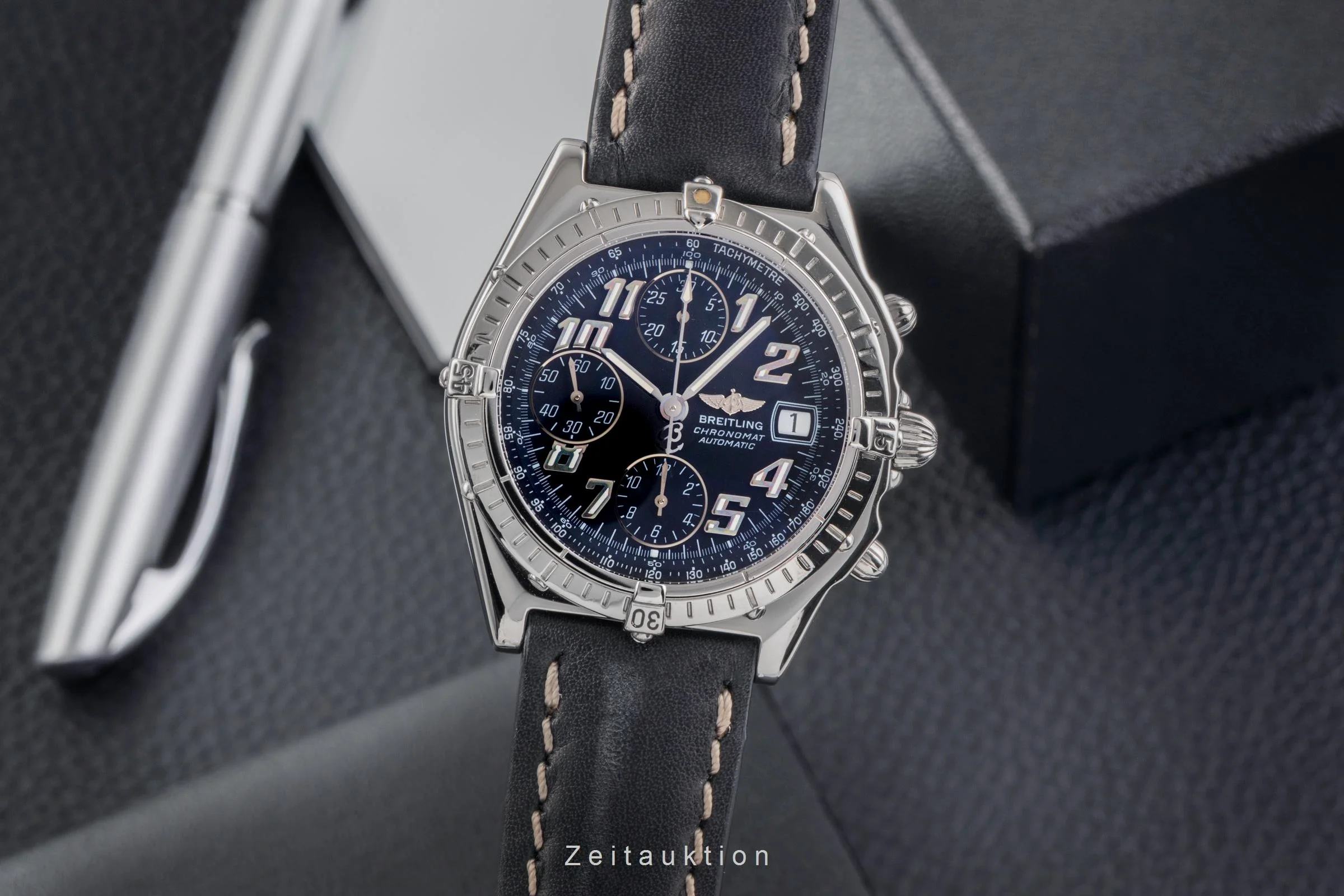 Breitling Chronomat chronograph steel automatic men's watch A13050.1  [2503461] - Image 2