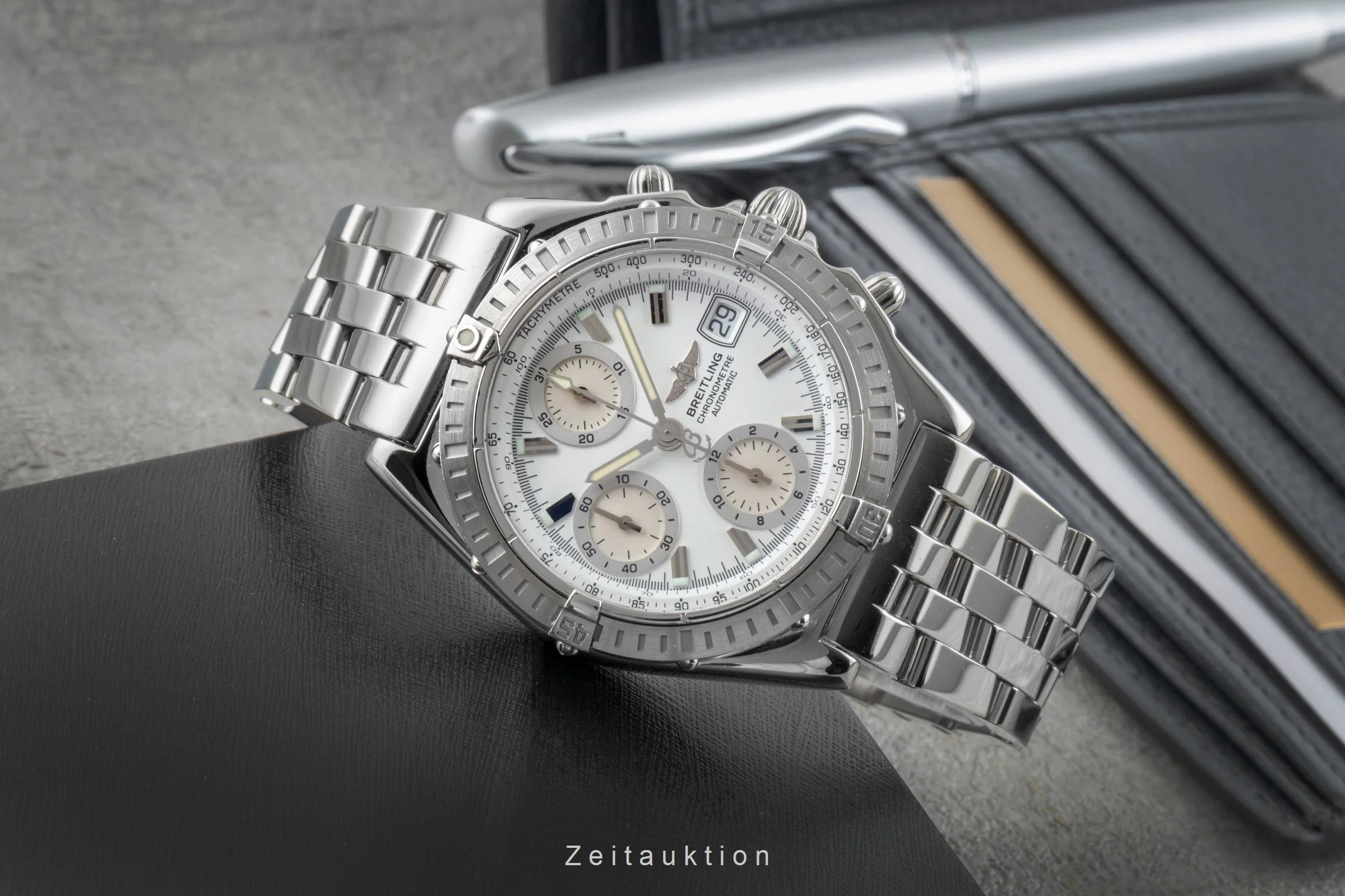 Breitling Chronomat chronograph steel automatic men's watch A13352  [2506615] - Image 3
