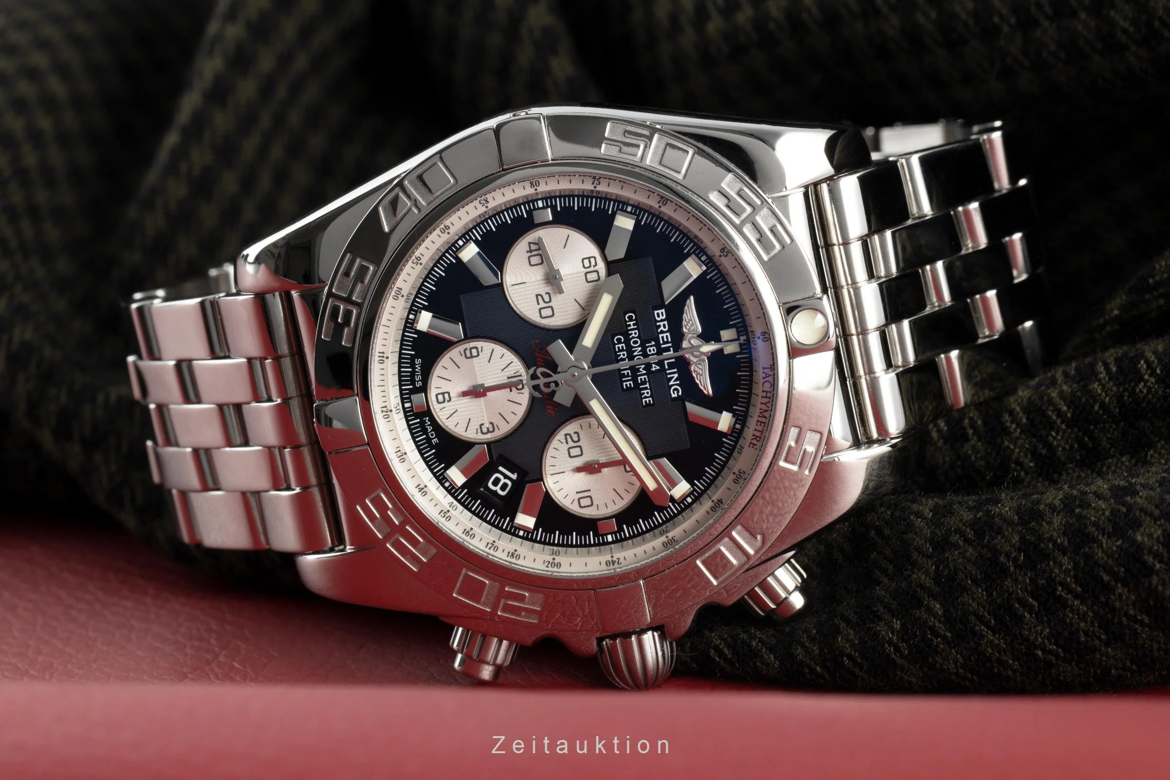 Breitling Chronomat chronograph steel automatic men's watch AB0110 LP: 8100EUR  [2106178] - Image 2