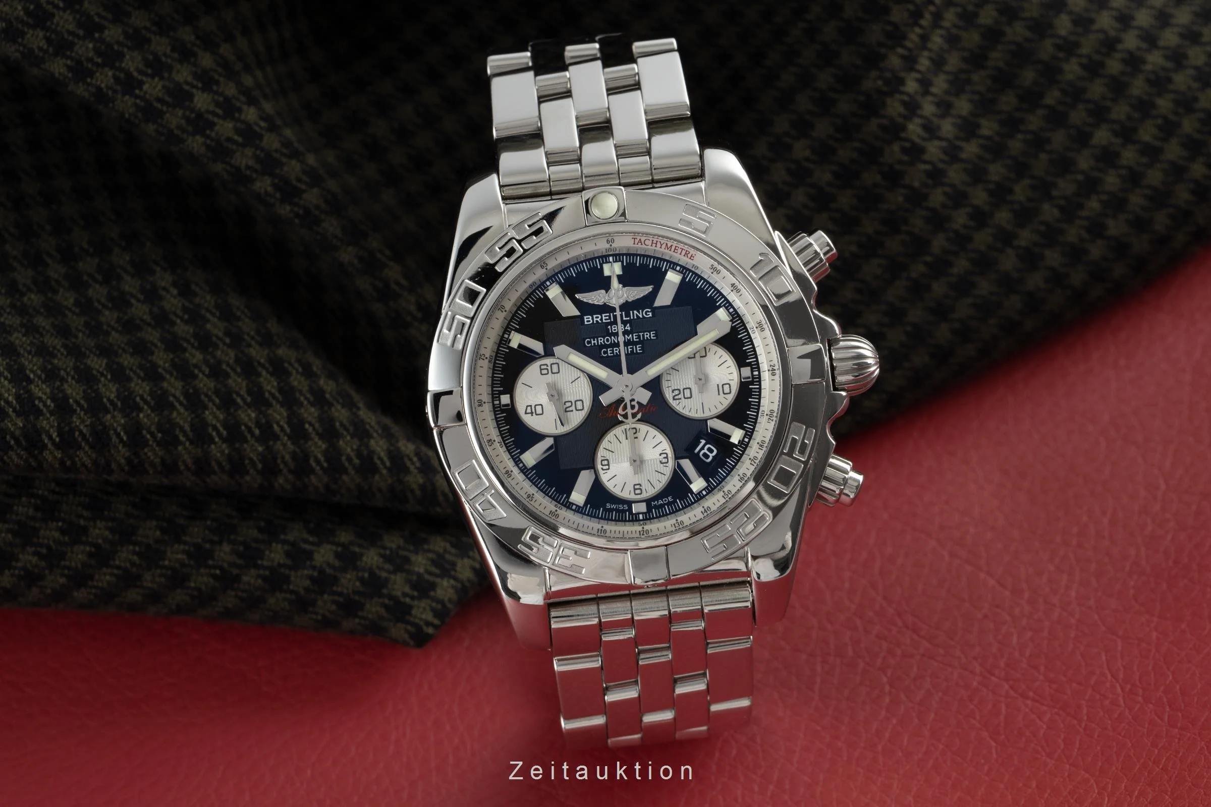 Breitling Chronomat chronograph steel automatic men's watch AB0110 LP: 8100EUR  [2106178] - Image 3