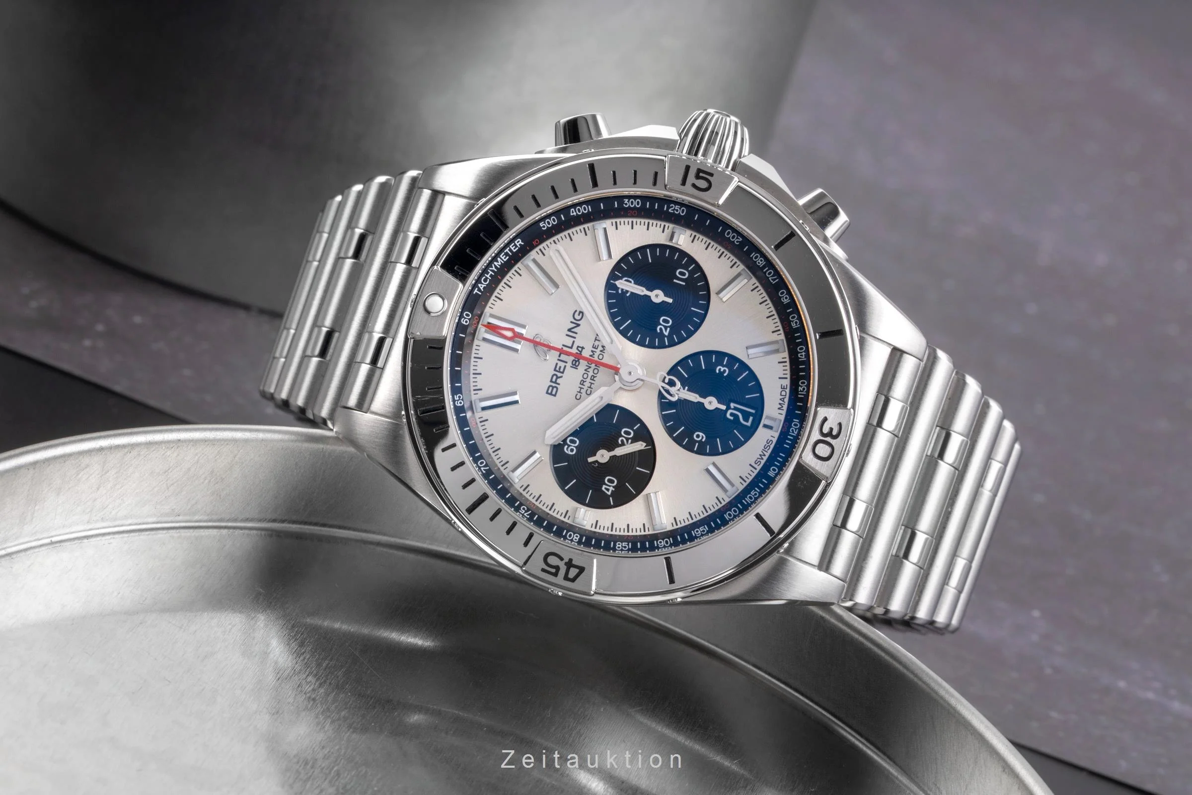 Breitling Chronomat chronograph steel automatic men's watch AB0134 LP: 9200EUR  [2505434] - Image 3