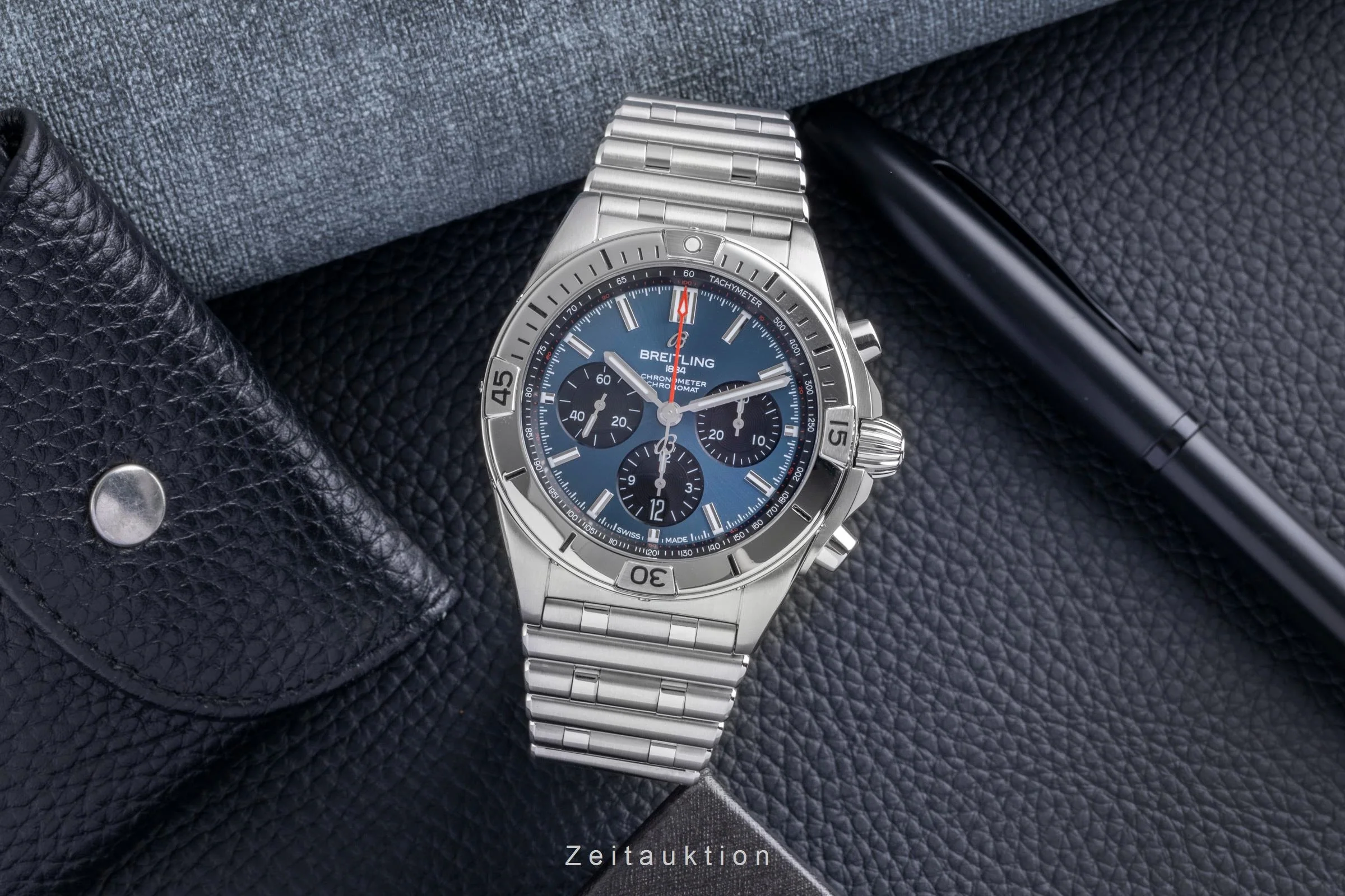 Breitling Chronomat chronograph steel automatic men's watch AB0134101C1A1 LP: 9400EUR  [2507550] - Image 4