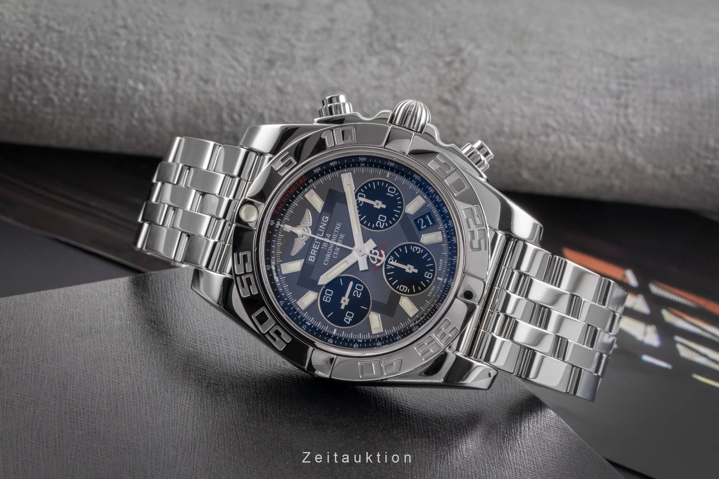 Breitling Chronomat chronograph steel automatic men's watch AB0140 A014F54PA  [2505185] - Image 3