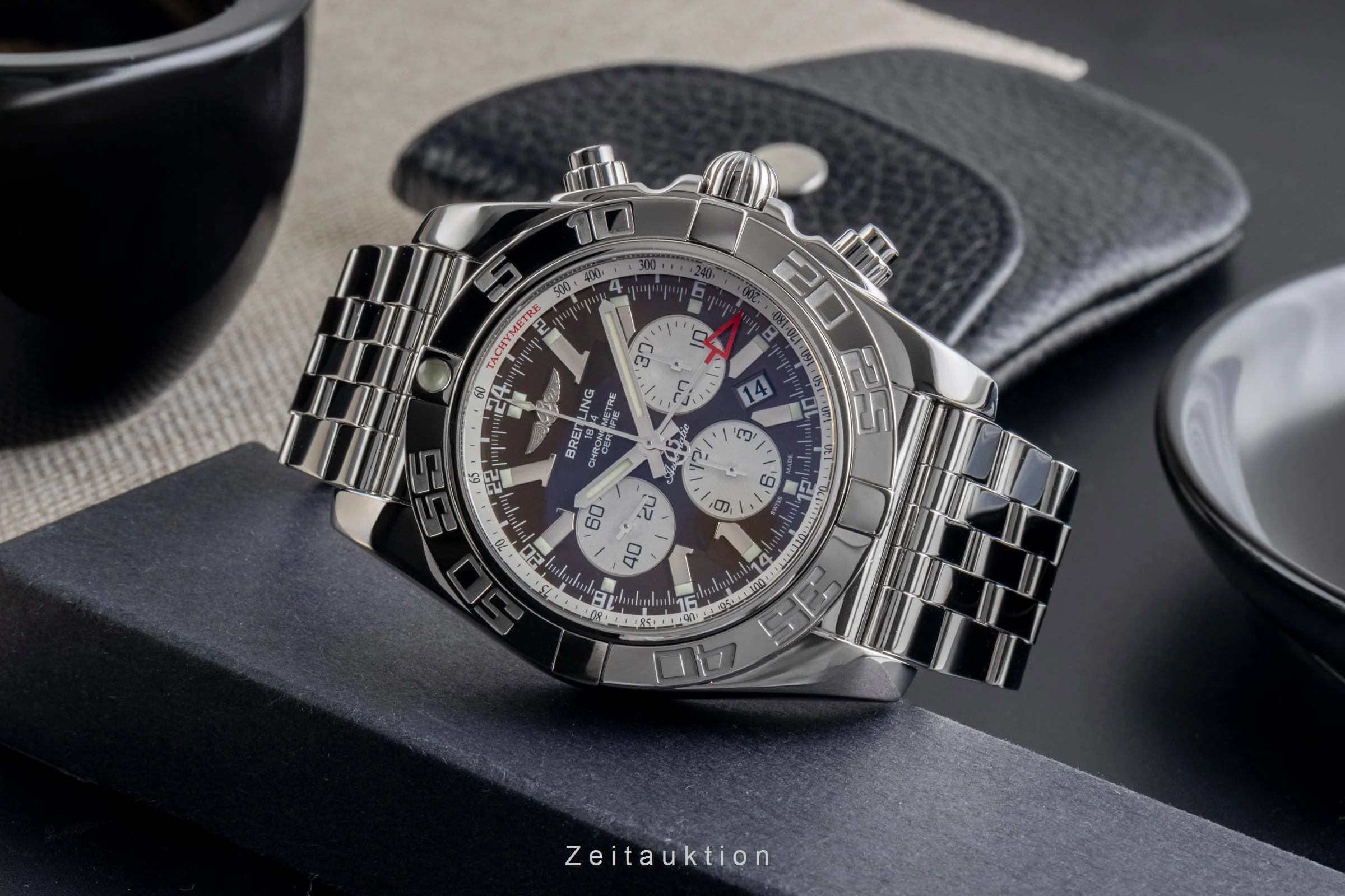 Breitling Chronomat chronograph steel automatic men's watch AB041012/Q586  [2501727] - Image 3