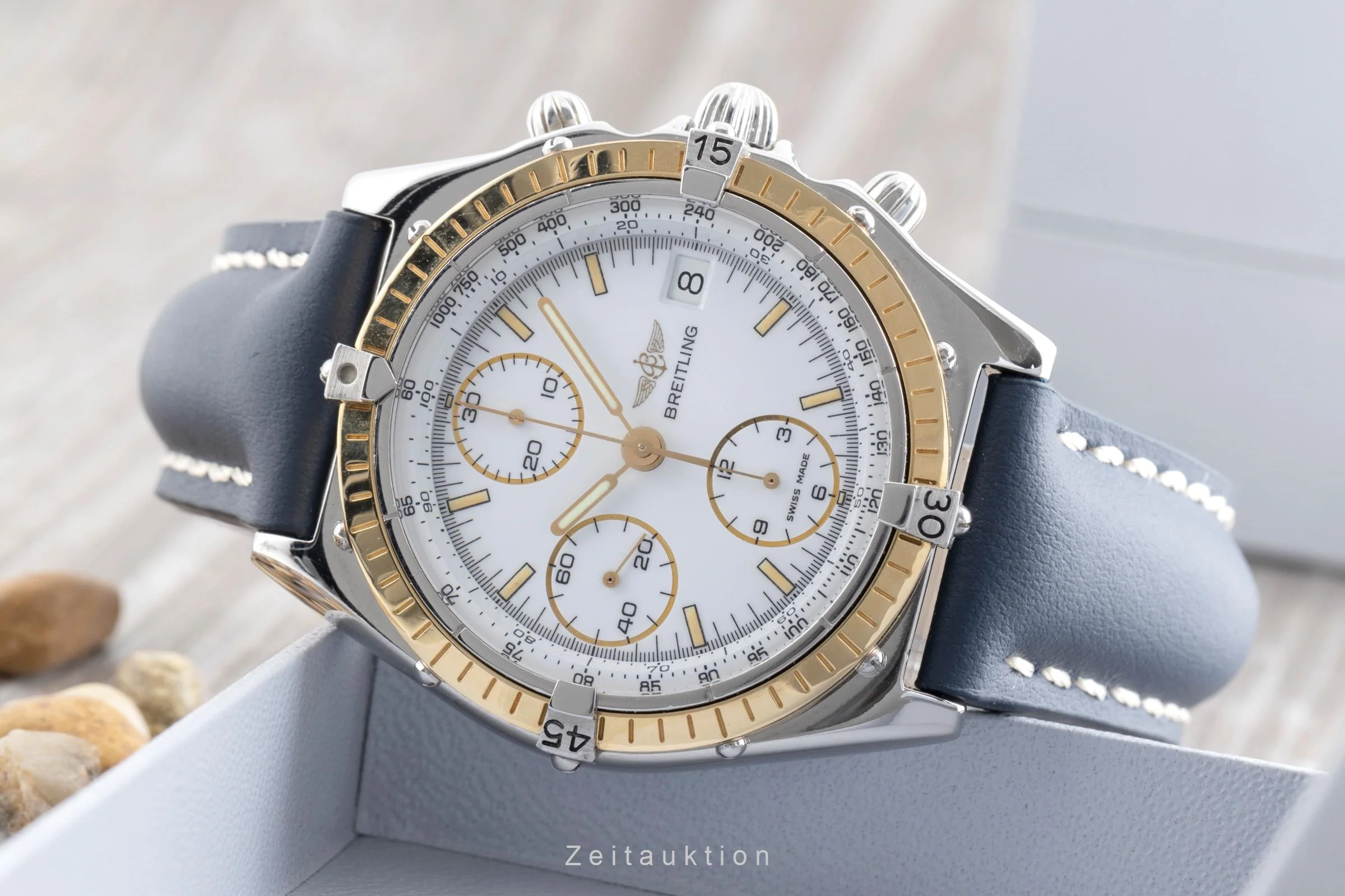 Breitling Chronomat chronograph steel / gold automatic men's watch 81950  [2502748] - Image 3