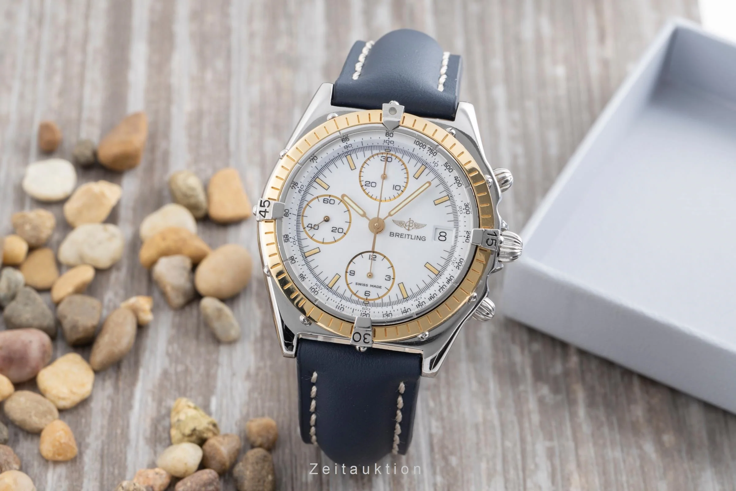 Breitling Chronomat chronograph steel / gold automatic men's watch 81950  [2502748] - Image 4