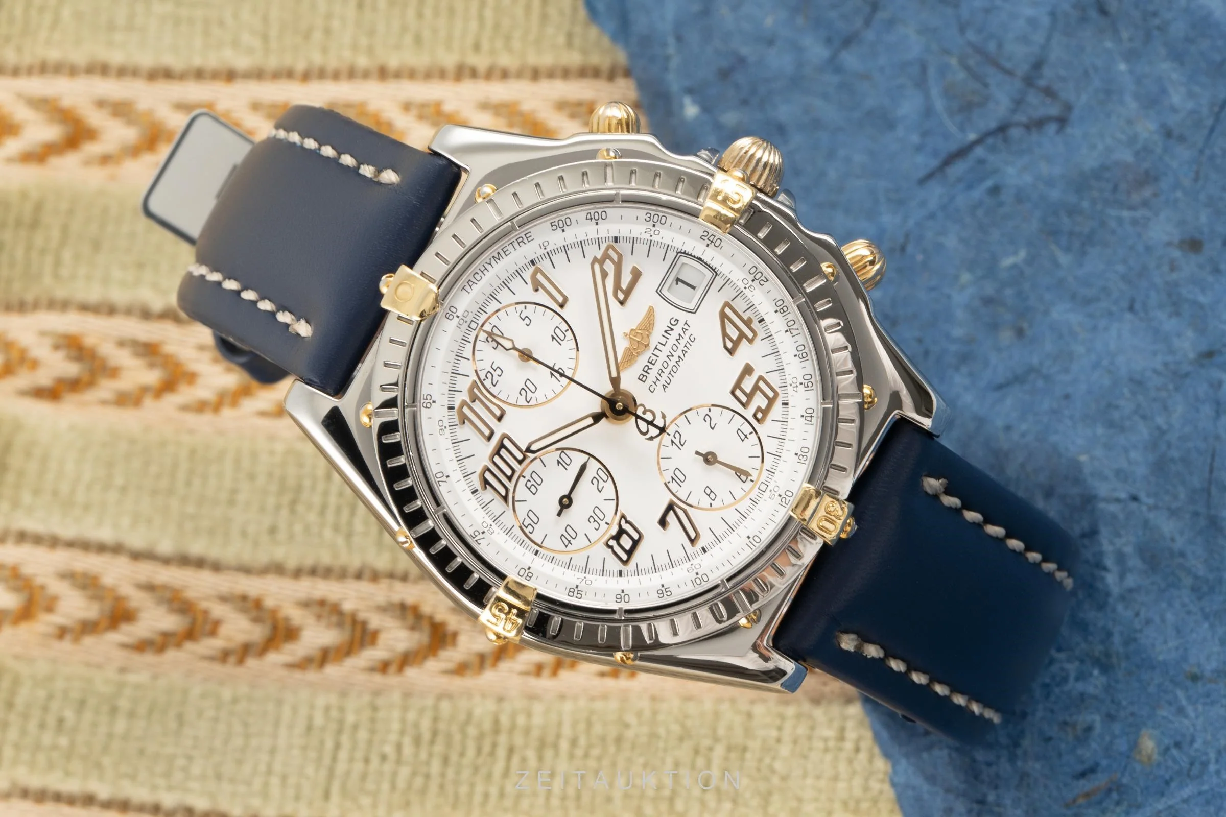 Breitling Chronomat chronograph steel / gold automatic men's watch B13050.1  [2102729] - Image 3