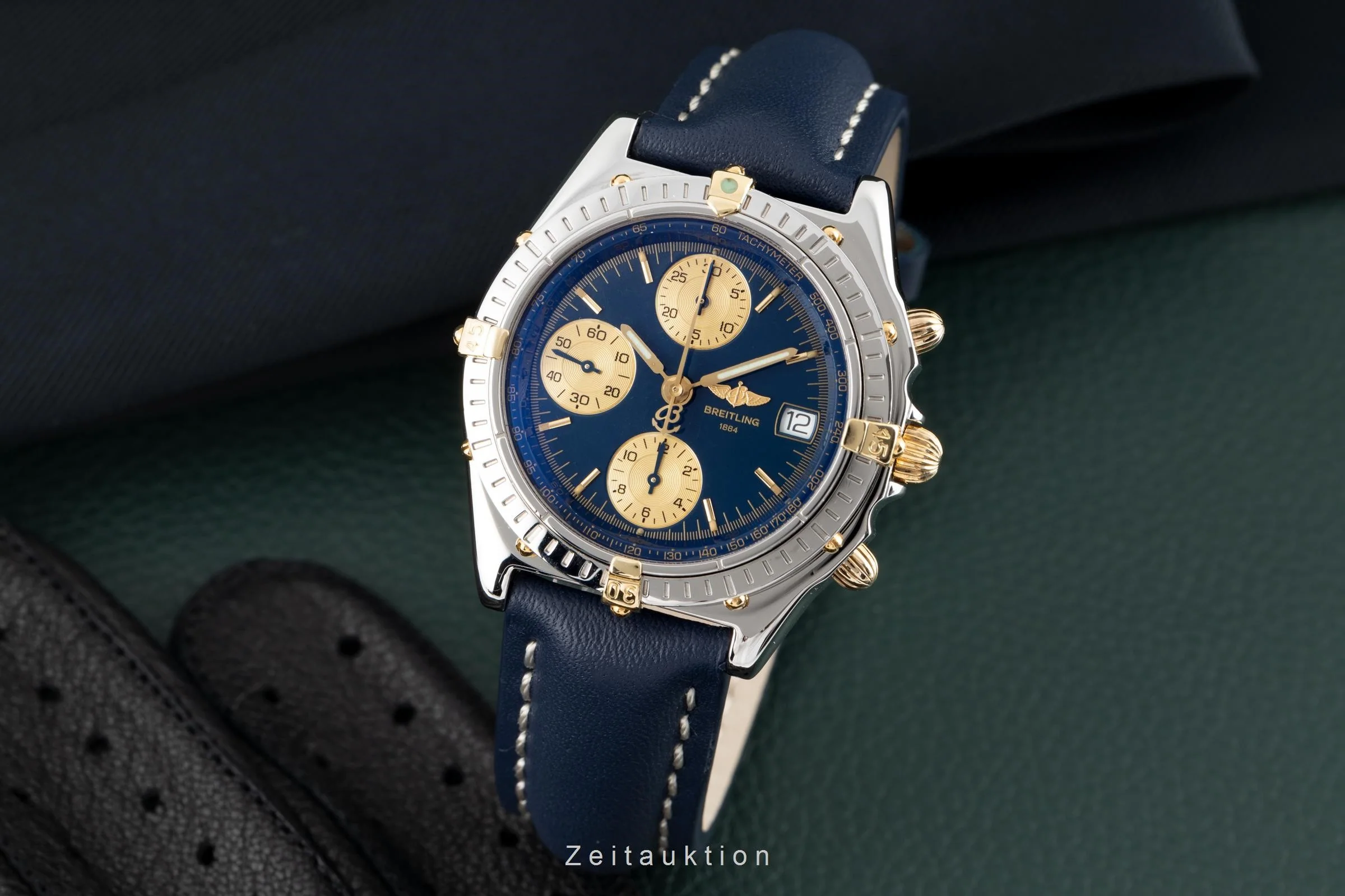 Breitling Chronomat chronograph steel / gold automatic men's watch B13050.1  [2300157] - Image 3