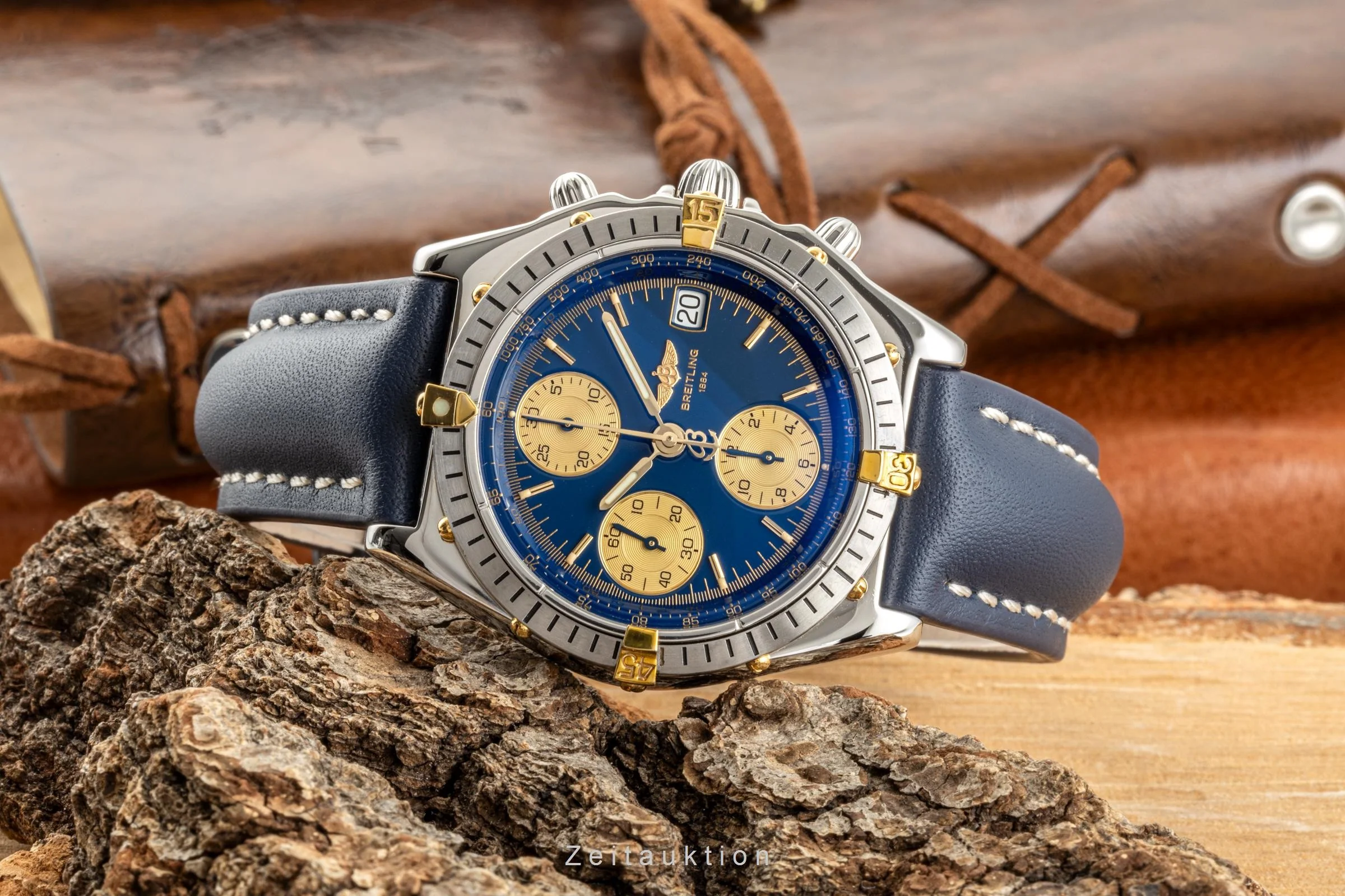 Breitling Chronomat chronograph steel / gold automatic men's watch B13050.1  [2302689] - Image 2