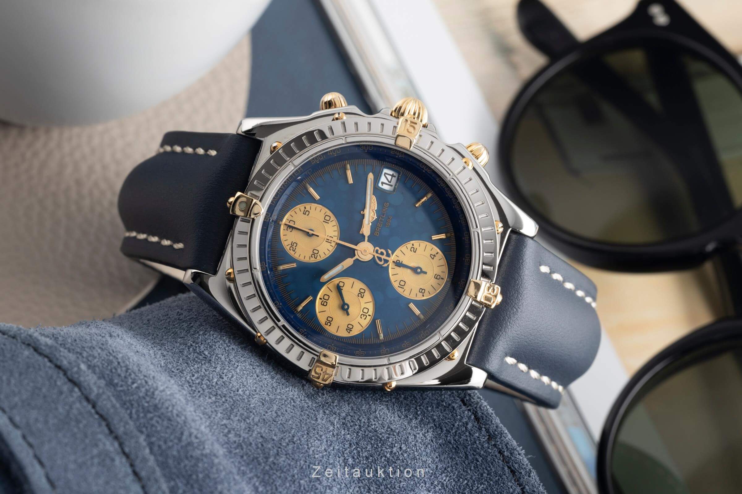Breitling Chronomat chronograph steel / gold automatic men's watch B13050.1  [2500530] - Image 3