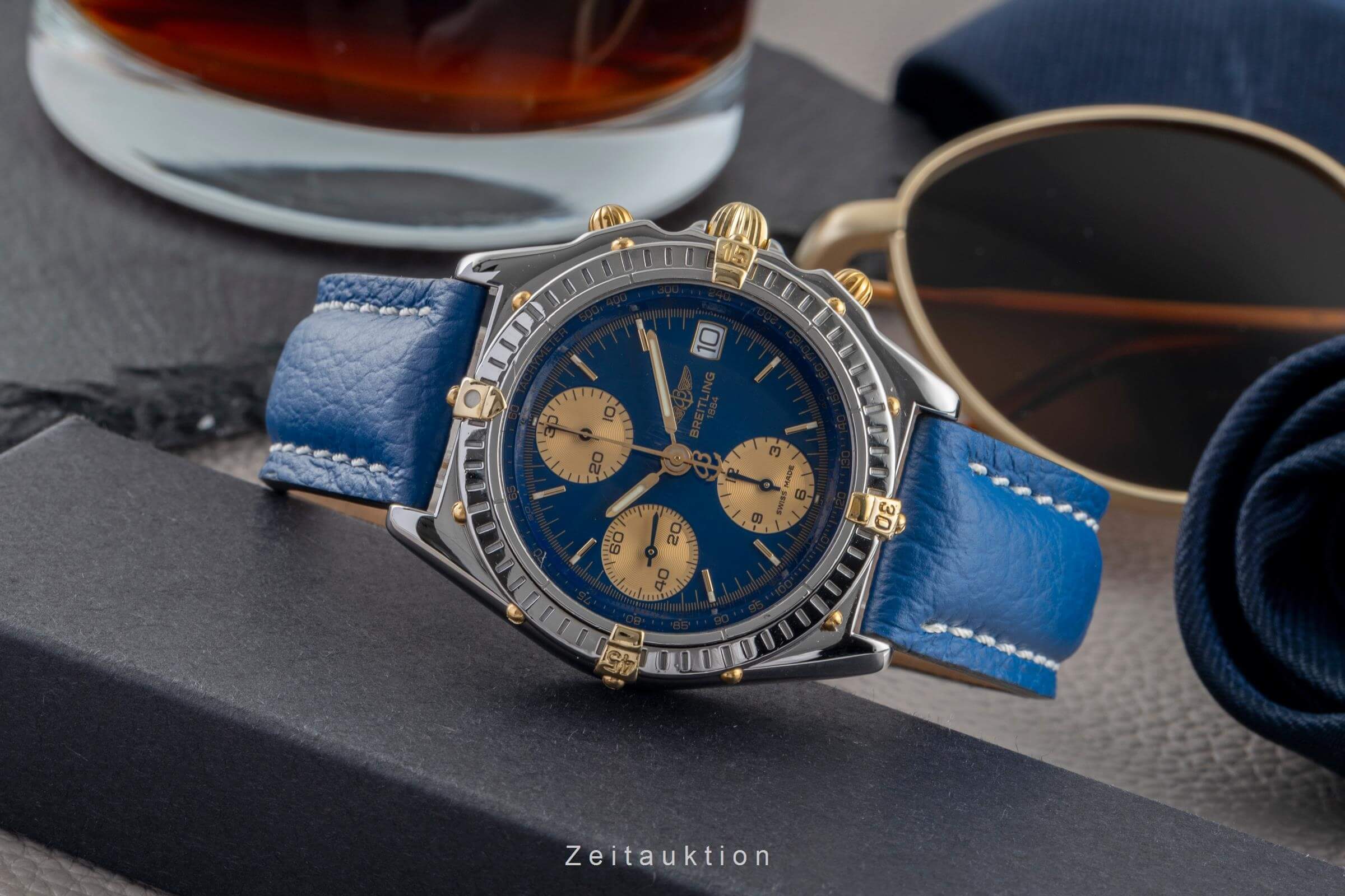 Breitling Chronomat chronograph steel / gold automatic men's watch B13050.1  [2501925] - Image 3