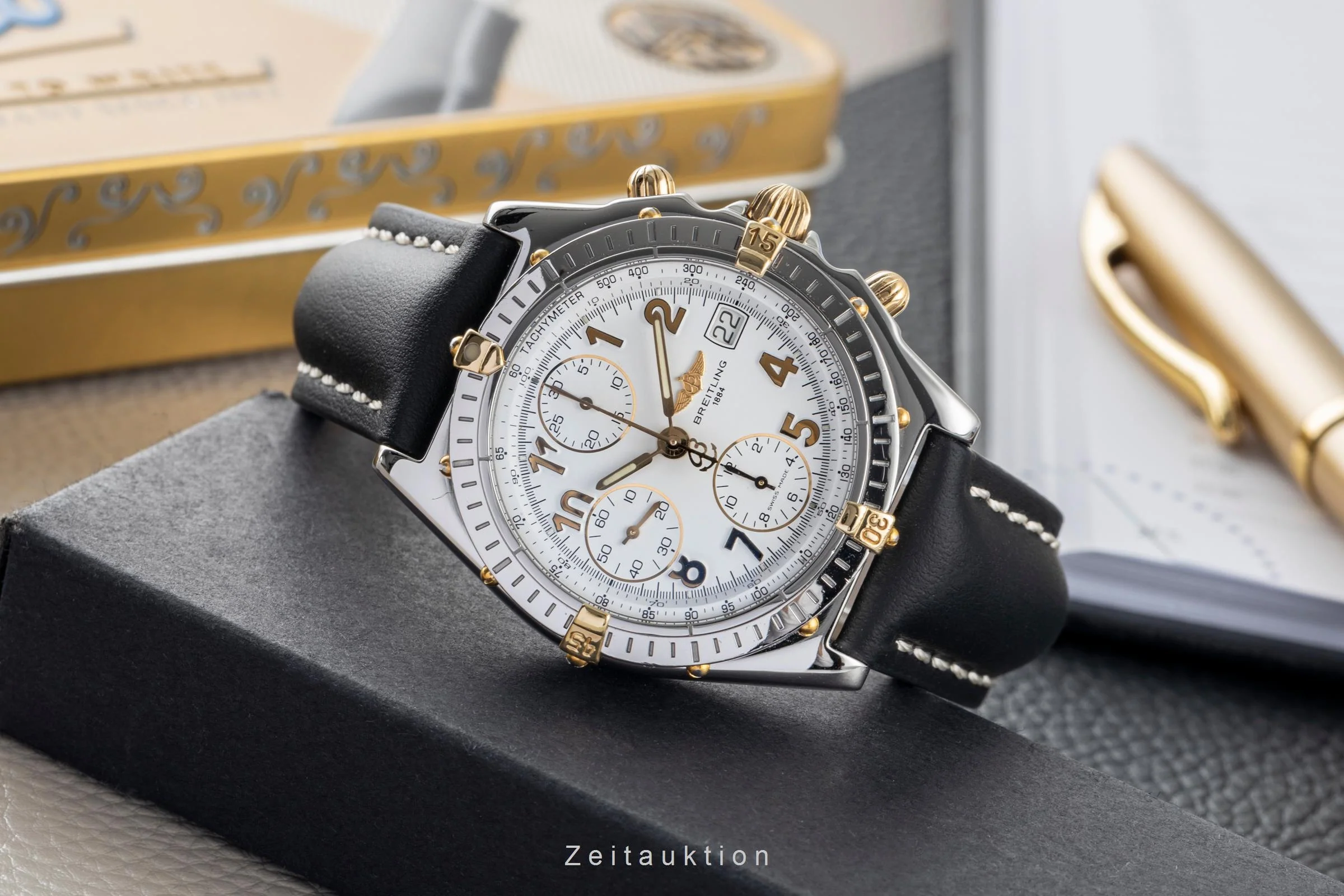Breitling Chronomat chronograph steel / gold automatic men's watch B13050.1  [2501963] - Image 3