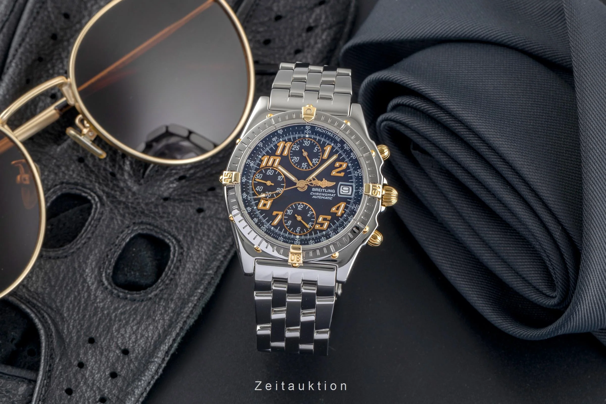 Breitling Chronomat chronograph steel / gold automatic men's watch B13050.1  [2502672] - Image 4