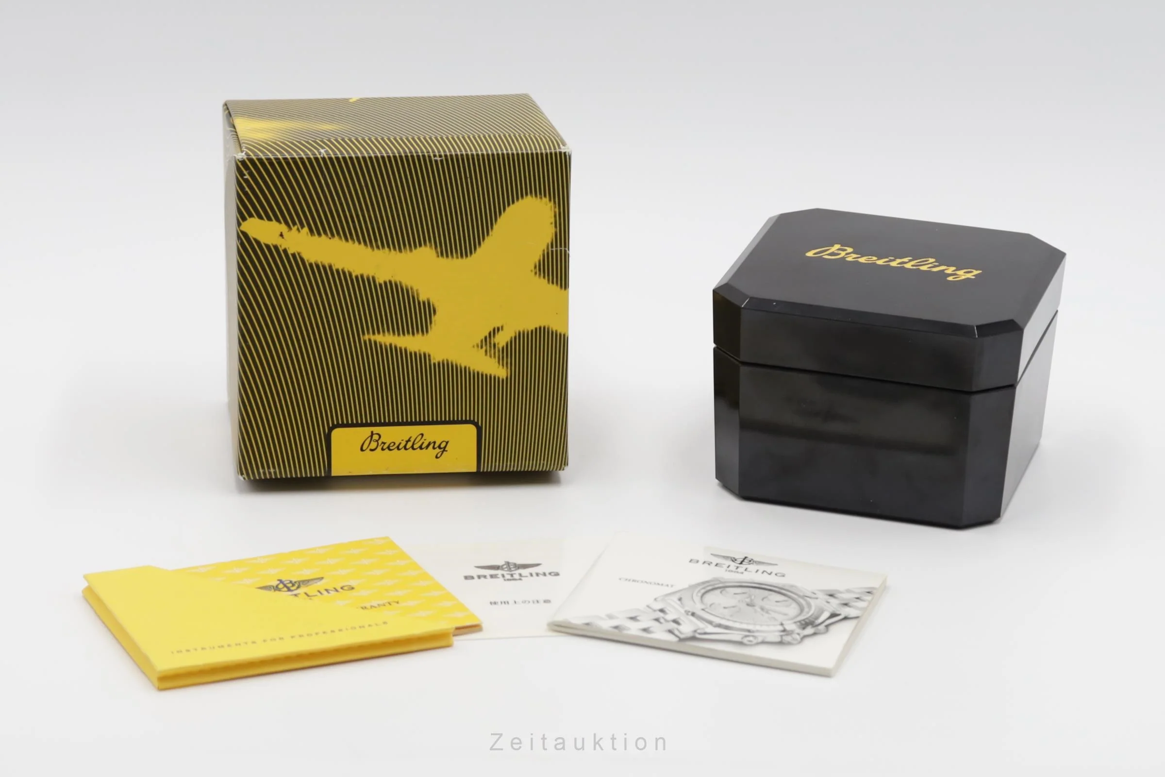 Breitling Chronomat chronograph steel / gold automatic men's watch B13050.1  [2502672] - Image 9