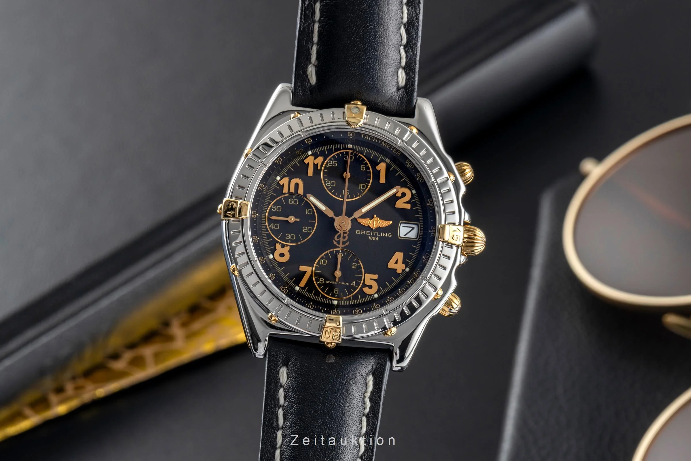 Breitling Chronomat chronograph steel / gold automatic men's watch B13050.1  [2502938] - Image 2