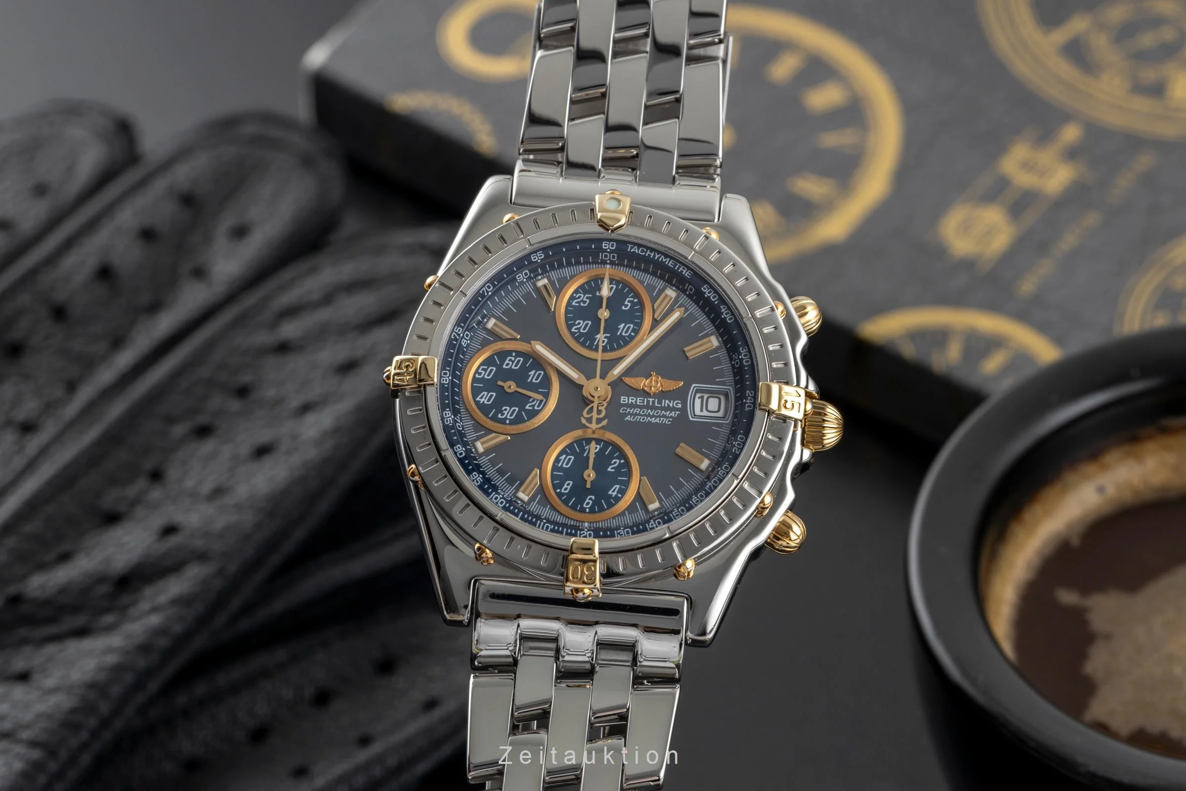 Breitling Chronomat chronograph steel / gold automatic men's watch B13050.1  [2503227] - Image 2