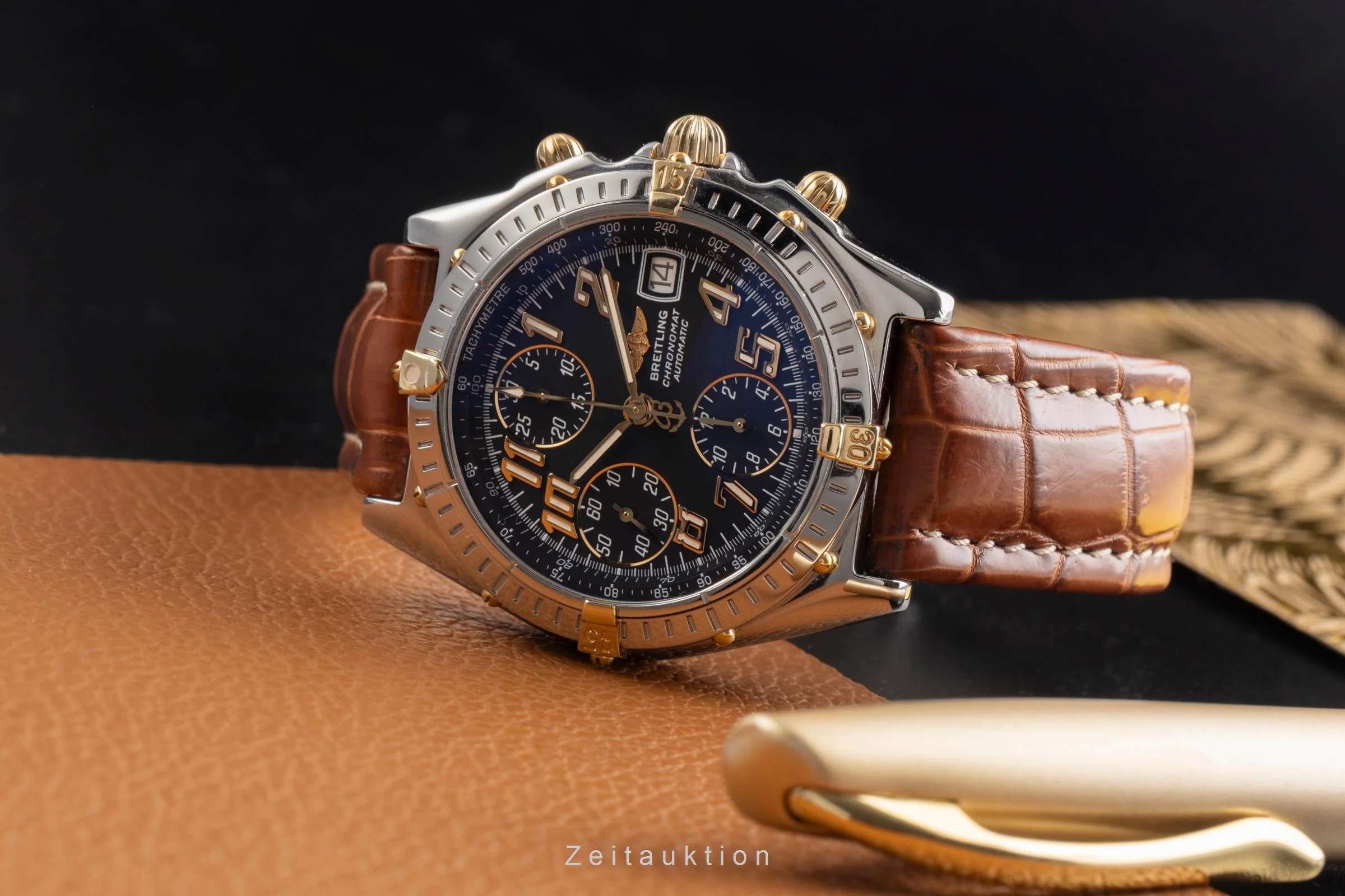 Breitling Chronomat chronograph steel / gold automatic men's watch B13050.1  [2503805] - Image 3