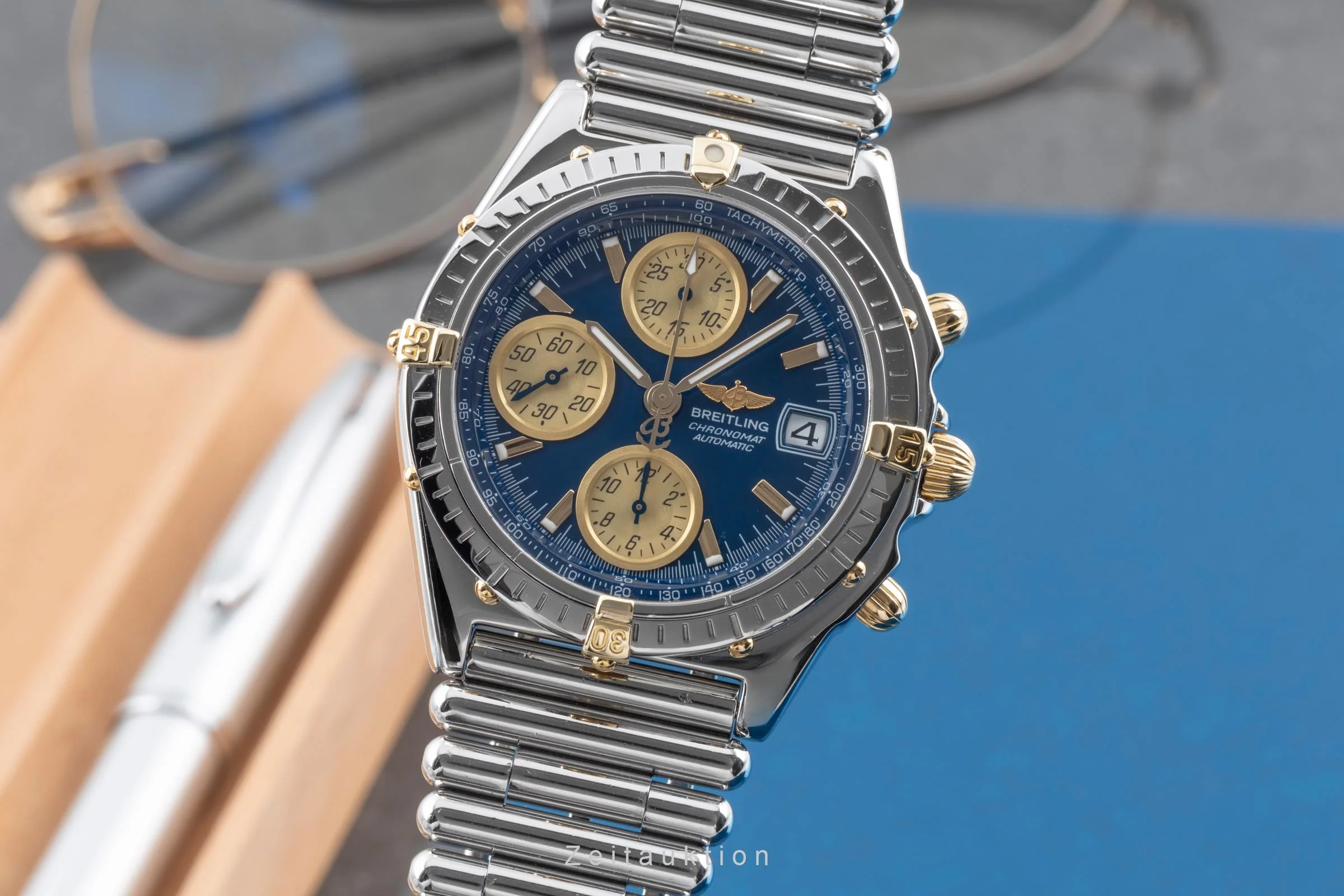 Breitling Chronomat chronograph steel / gold automatic men's watch B13050.1  [2505538] - Image 2