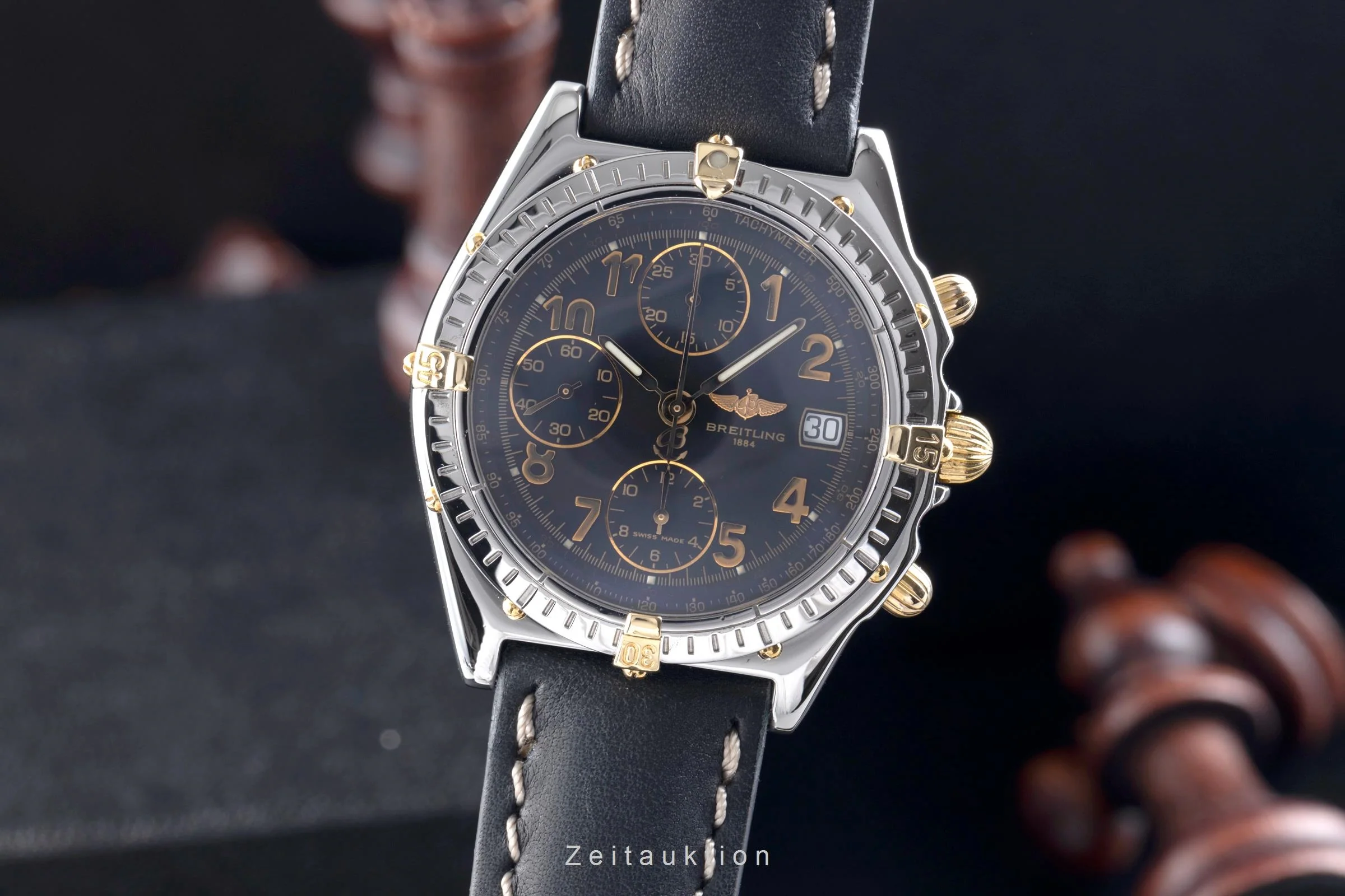 Breitling Chronomat chronograph steel / gold automatic men's watch B13050.1  [2507548] - Image 2
