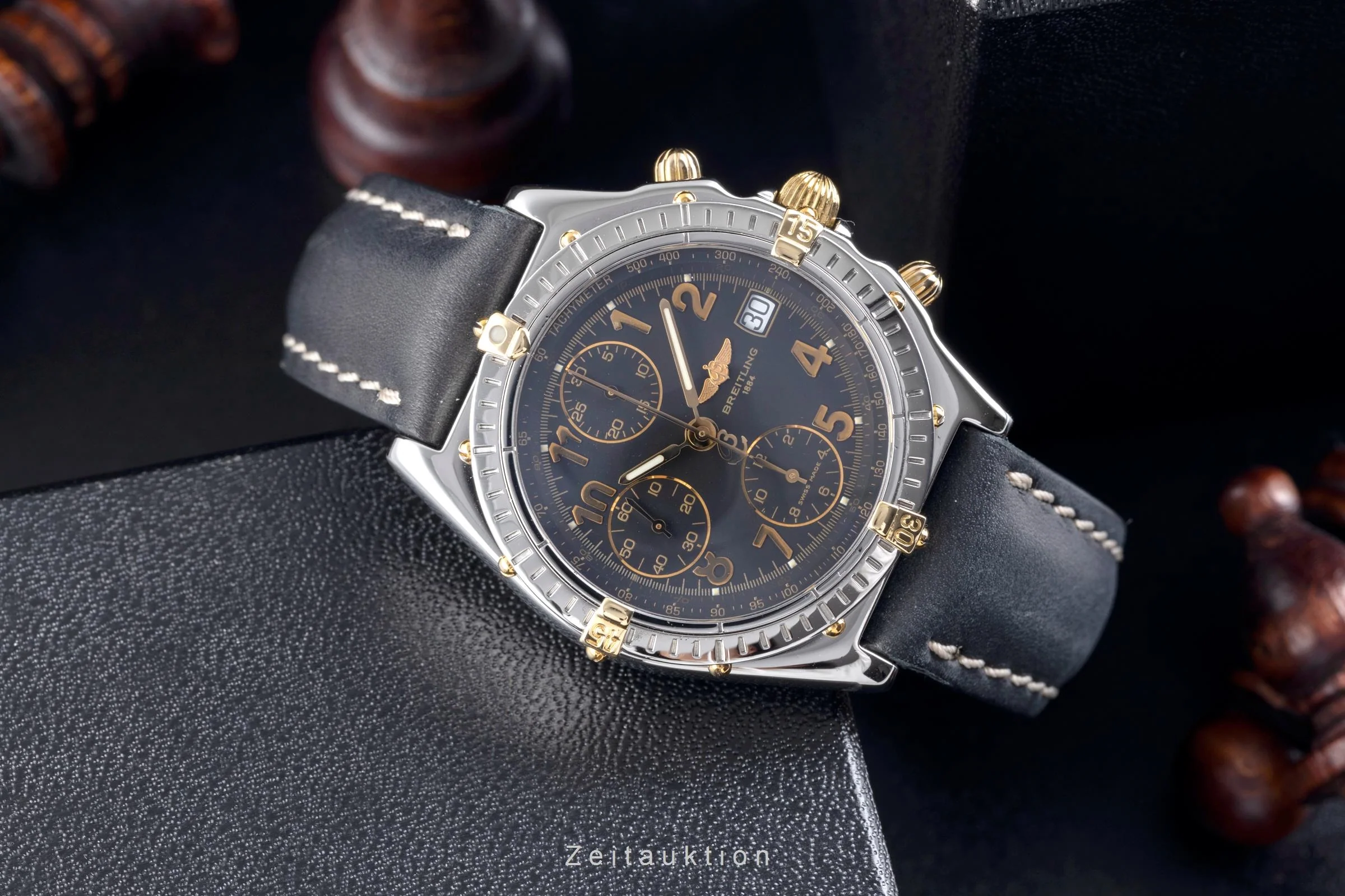 Breitling Chronomat chronograph steel / gold automatic men's watch B13050.1  [2507548] - Image 3