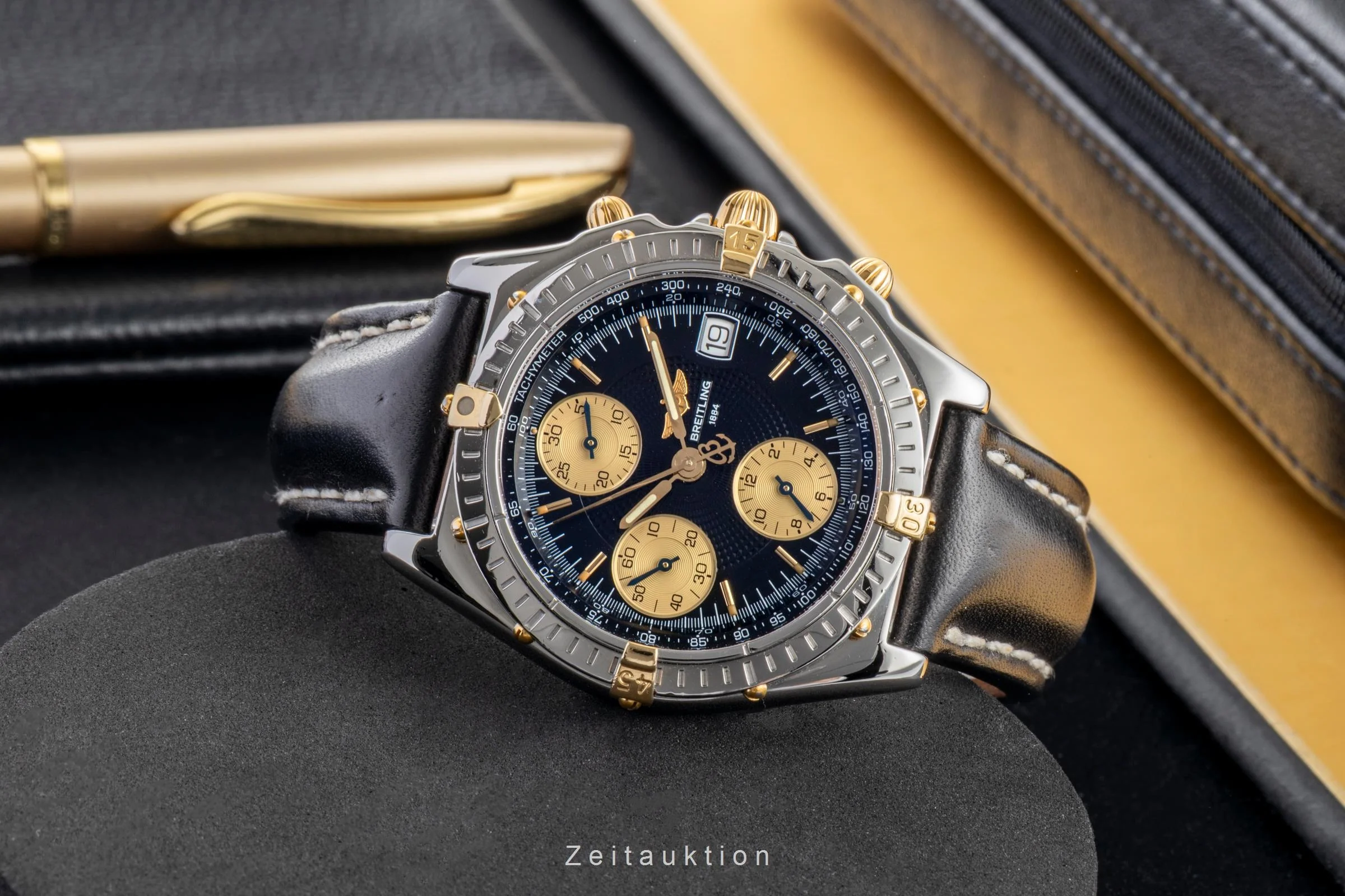 Breitling Chronomat chronograph steel / gold automatic men's watch B13050.1  [2600988] - Image 3