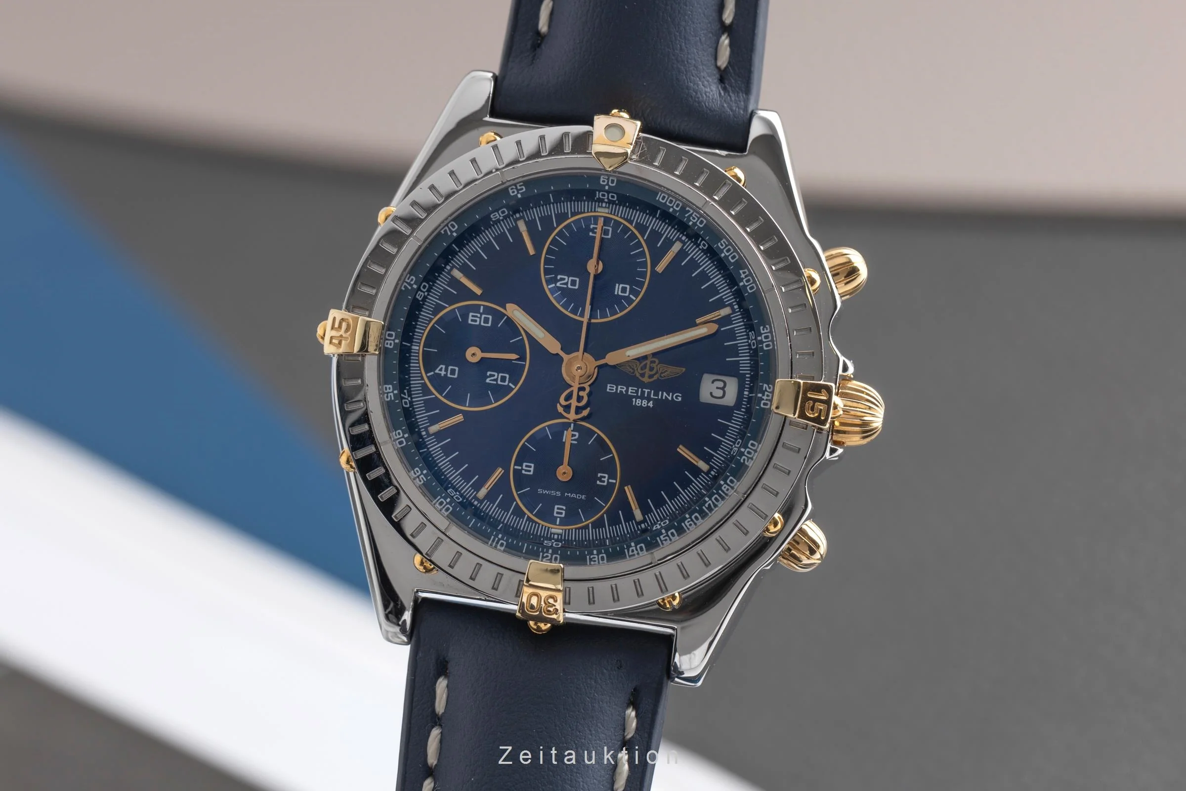 Breitling Chronomat chronograph steel / gold automatic men's watch B13050  [2502340] - Image 2